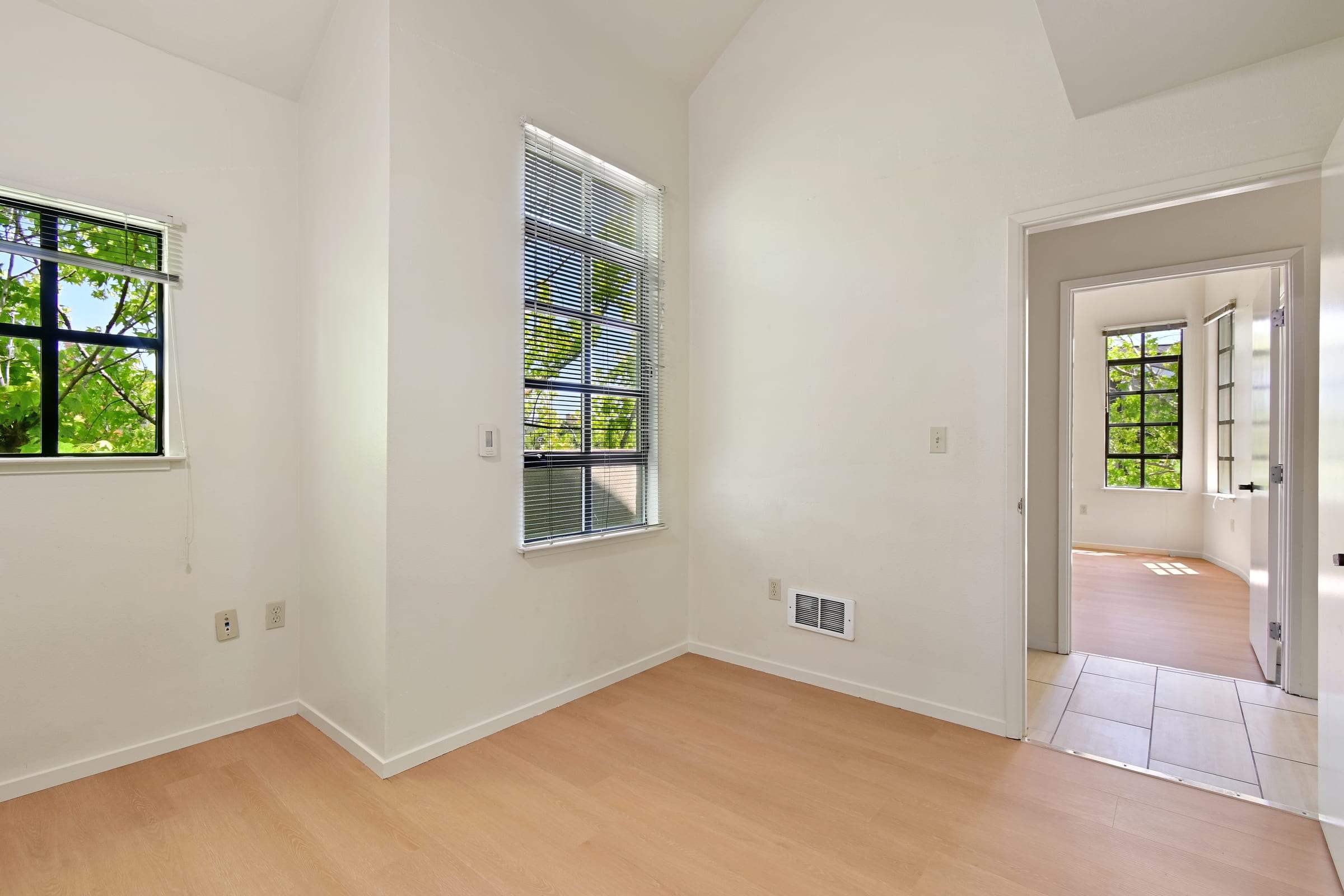 2616 Telegraph Ave #406 — photo 19