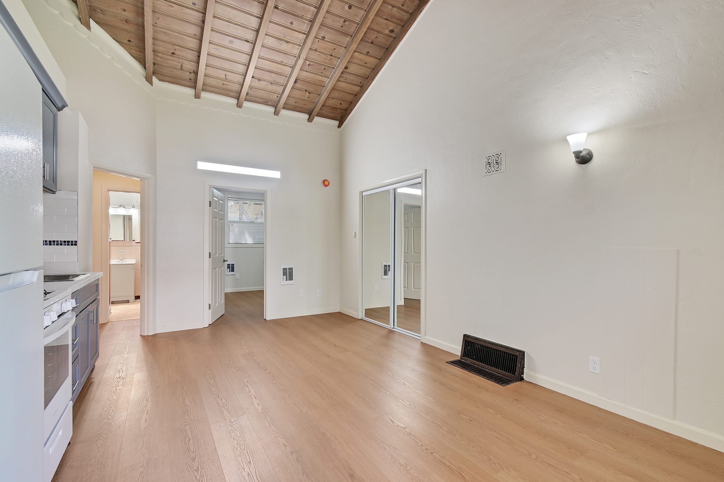 2412 Ellsworth St #1 — photo 4