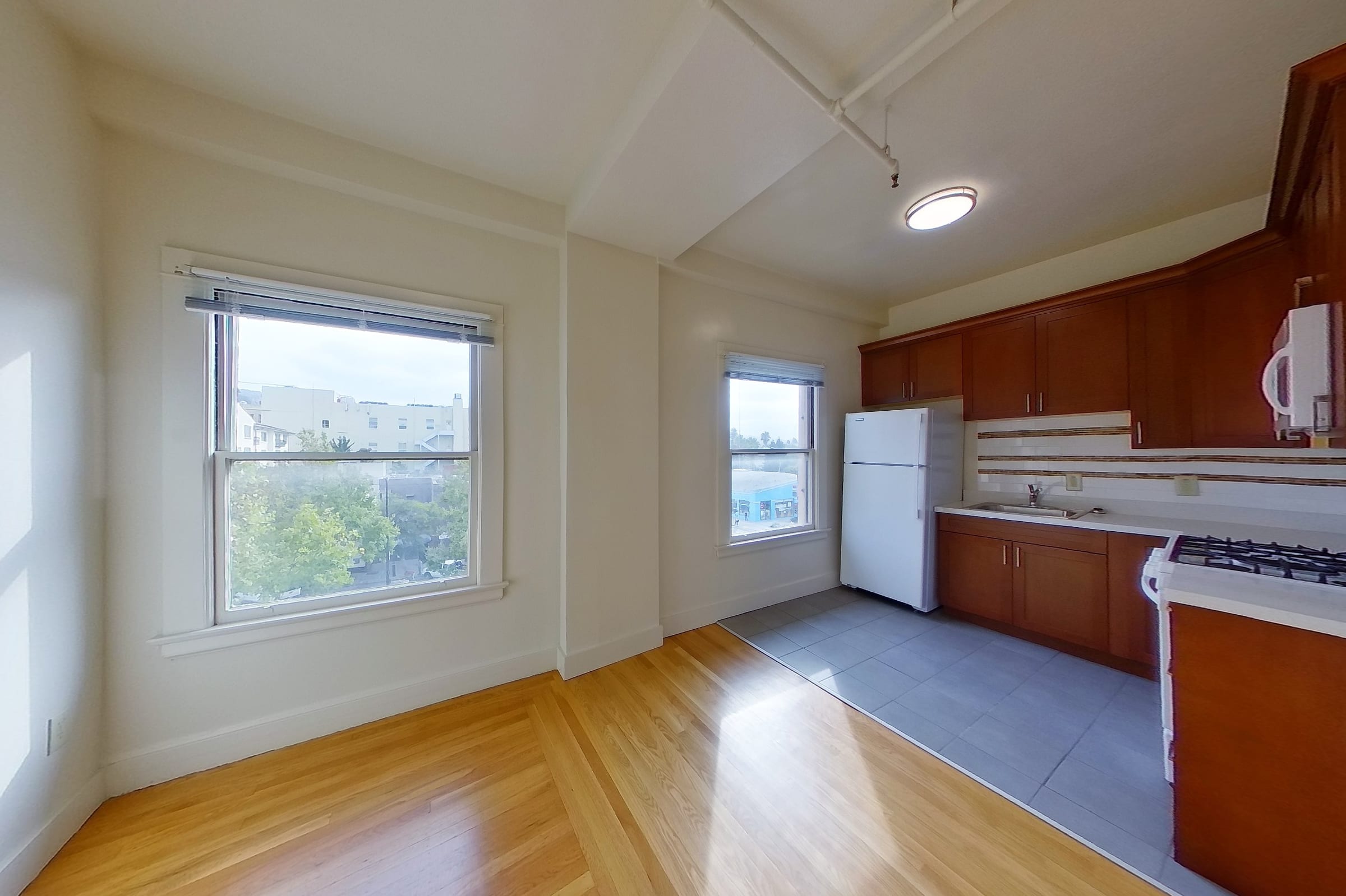 2322 Shattuck Ave #404 — photo 15