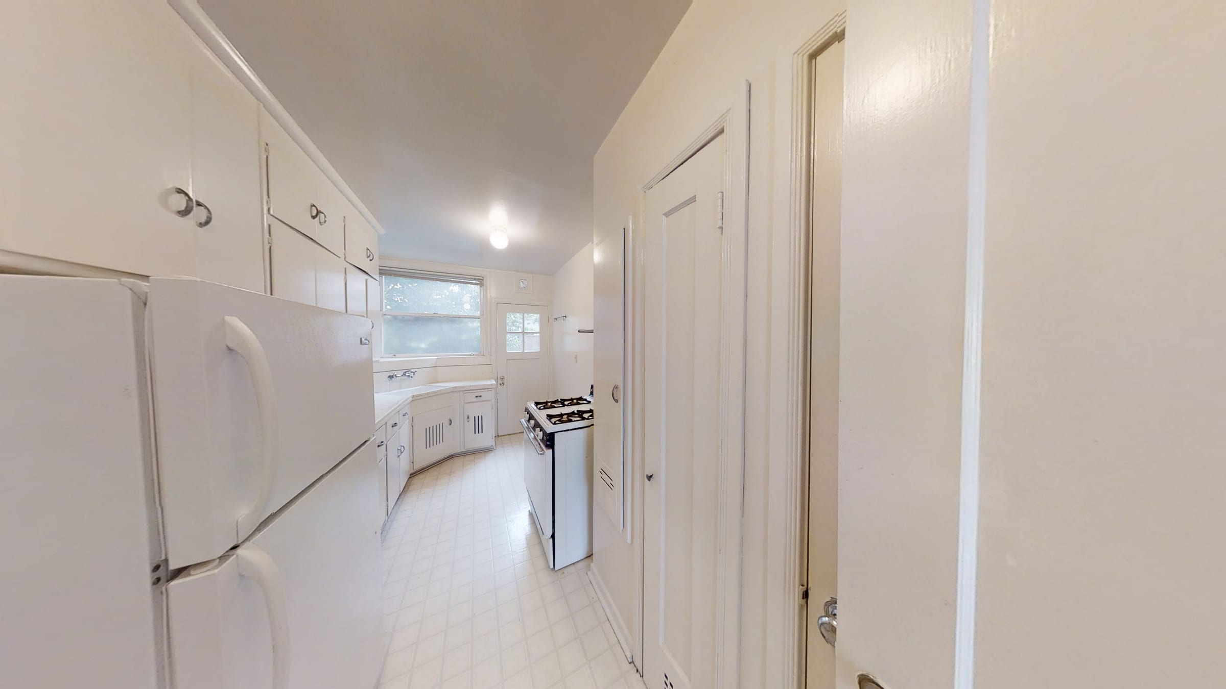 2412 Ellsworth St #4 — photo 9