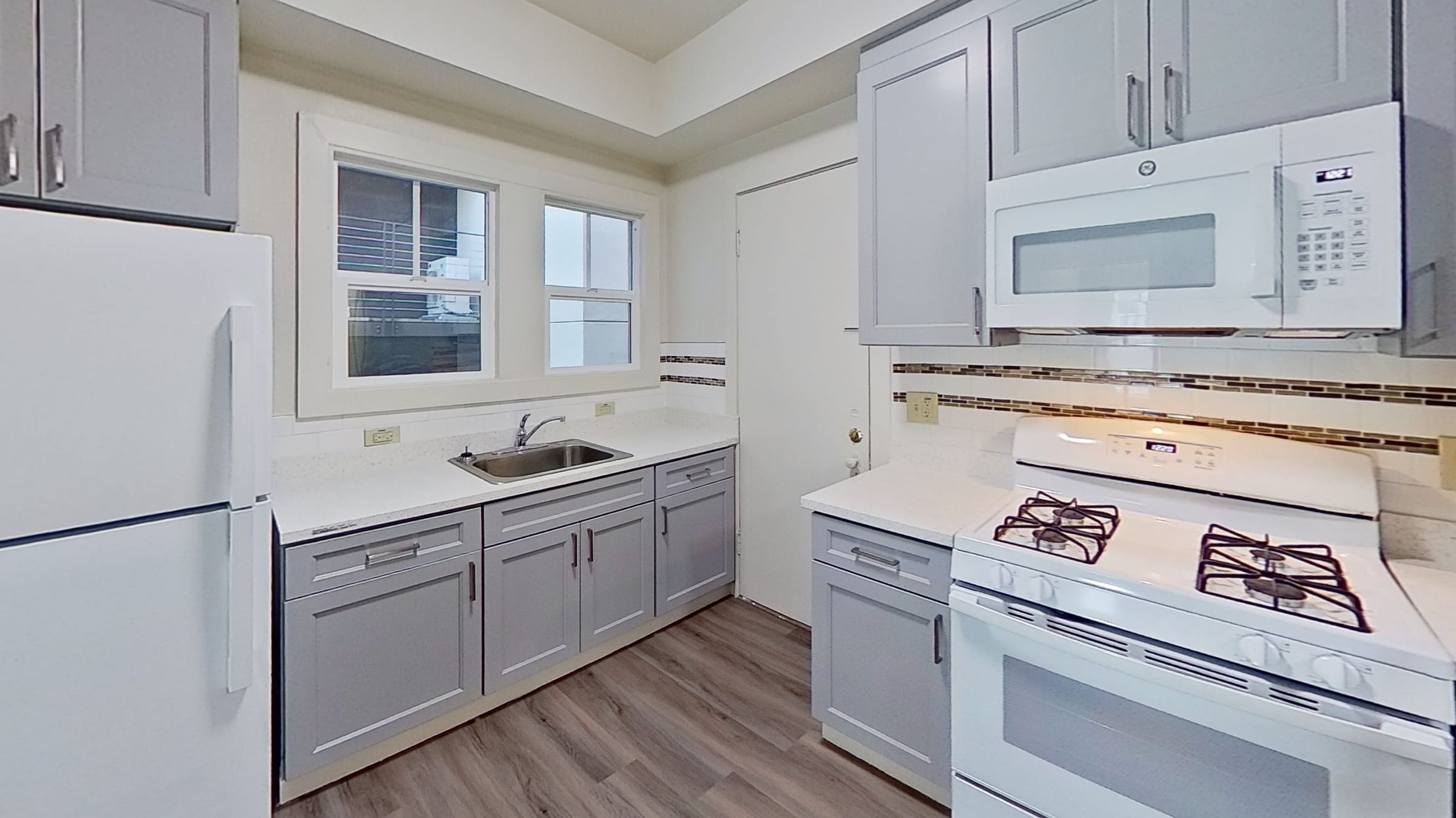2126 Bancroft Way #4 — photo 20