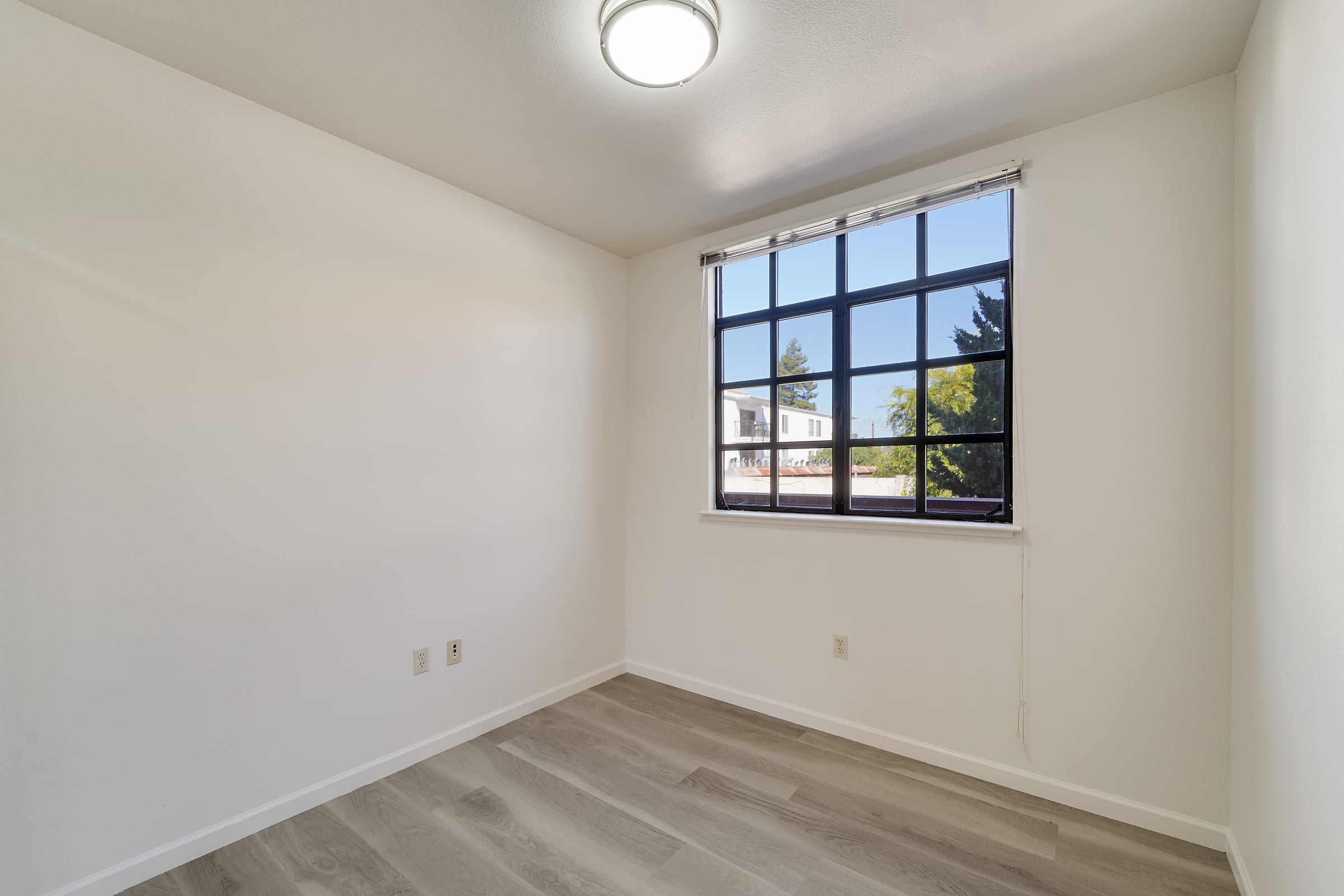 2616 Telegraph Ave #203 — photo 7