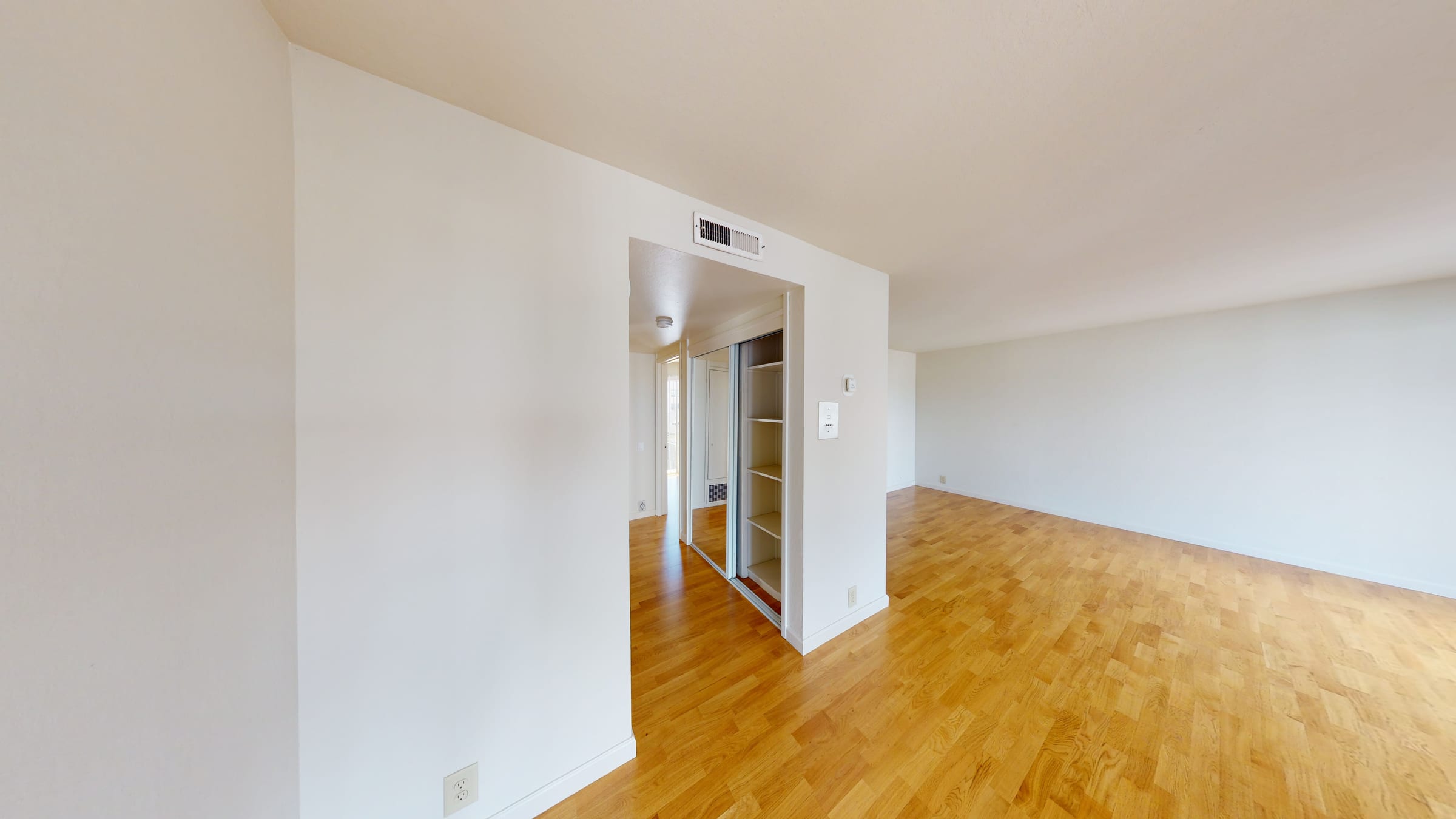 2025 Durant Ave #401 — photo 3