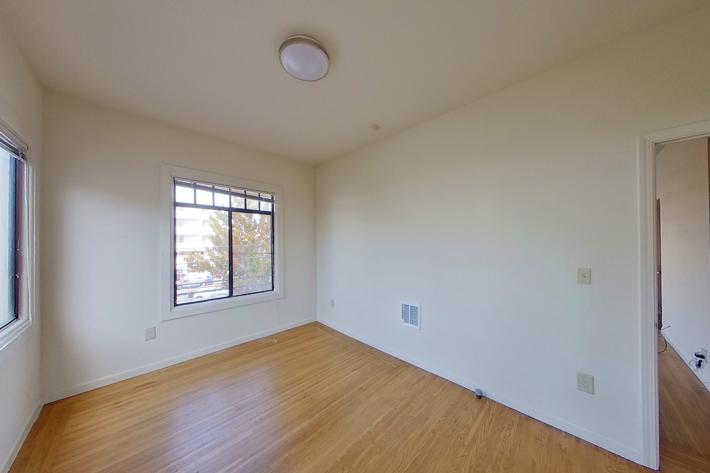 2030 Dwight Way #301 — photo 22
