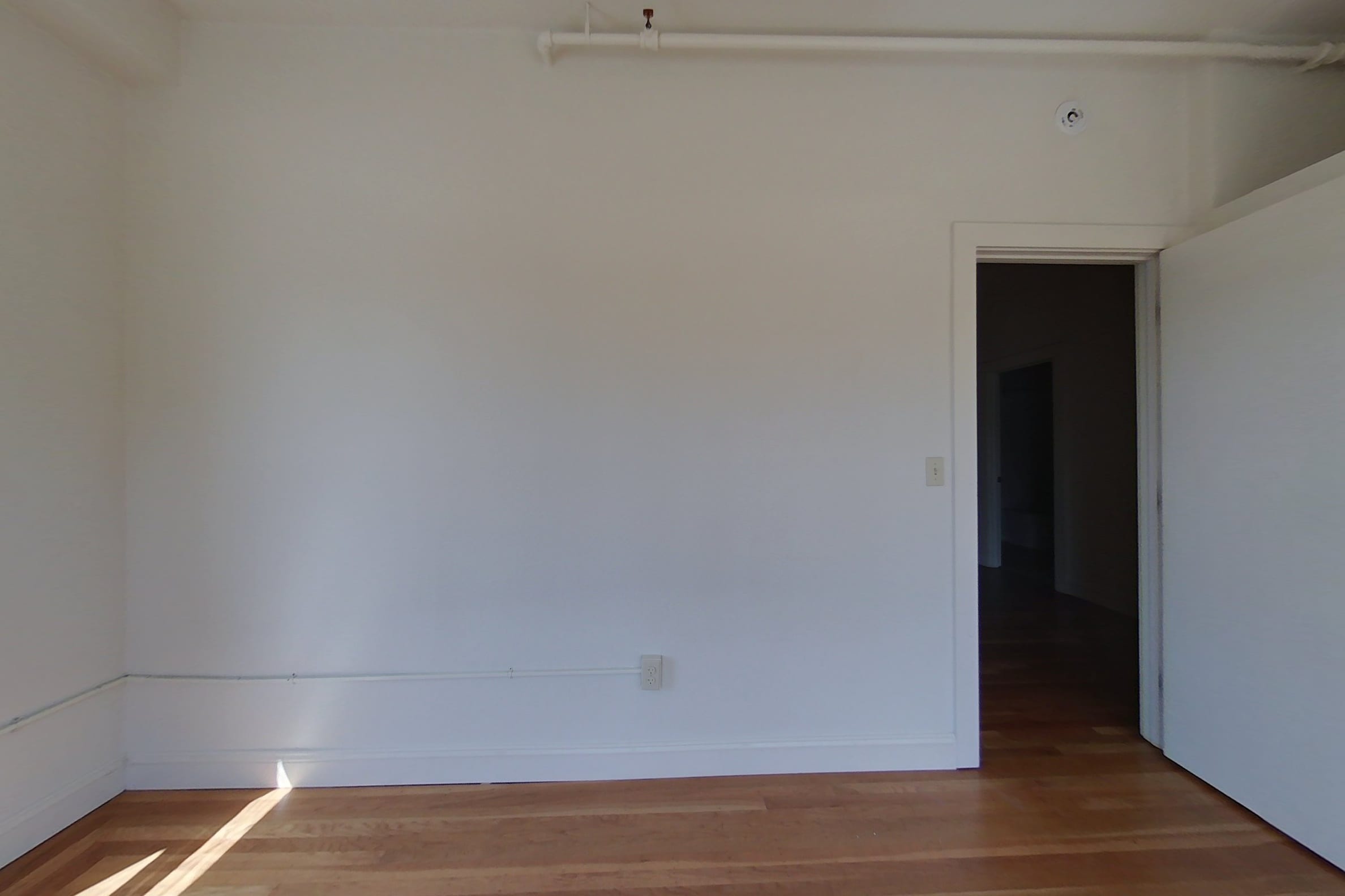 2322 Shattuck Ave #306 — photo 7