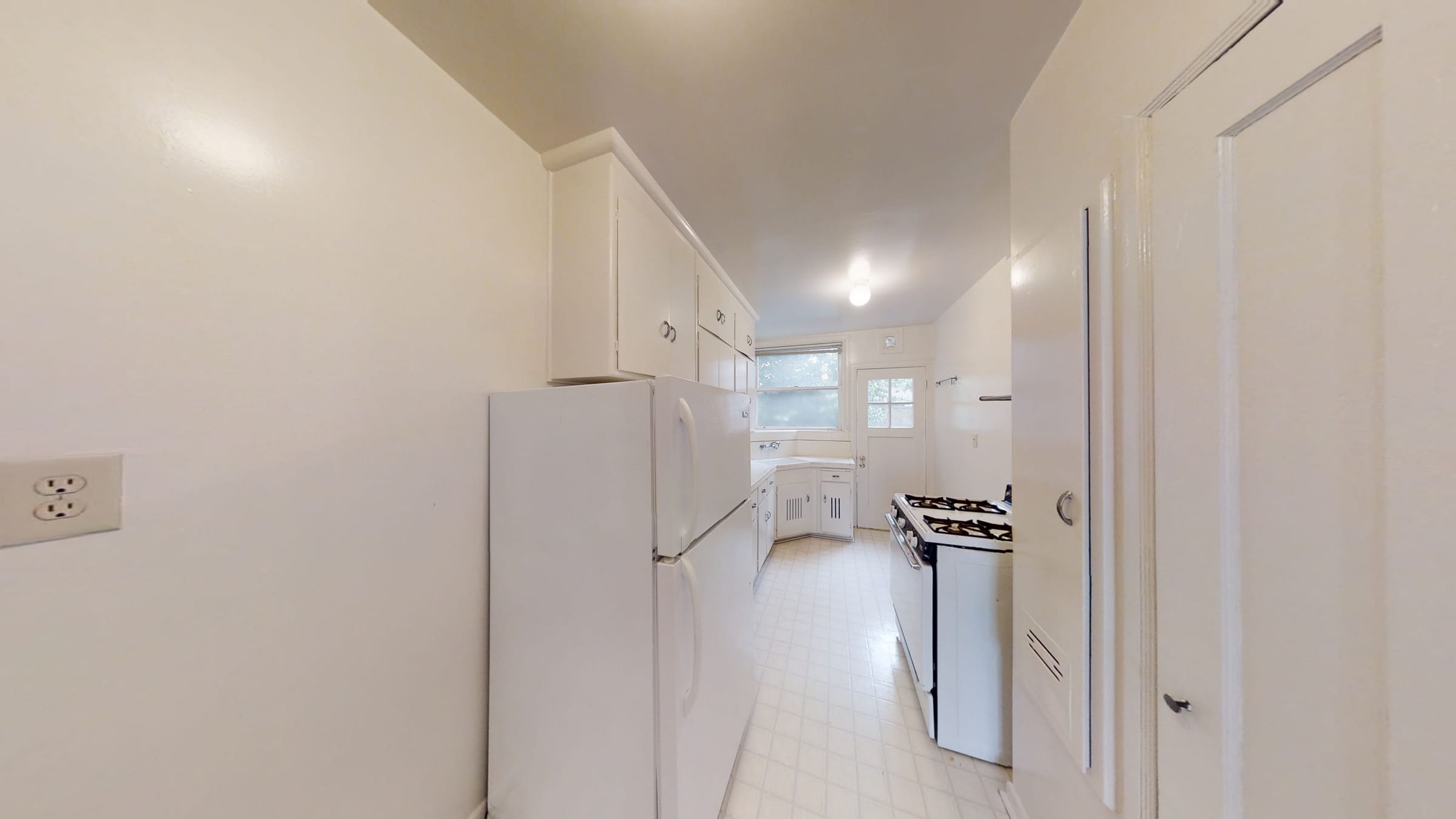 2412 Ellsworth St #4 — photo 7
