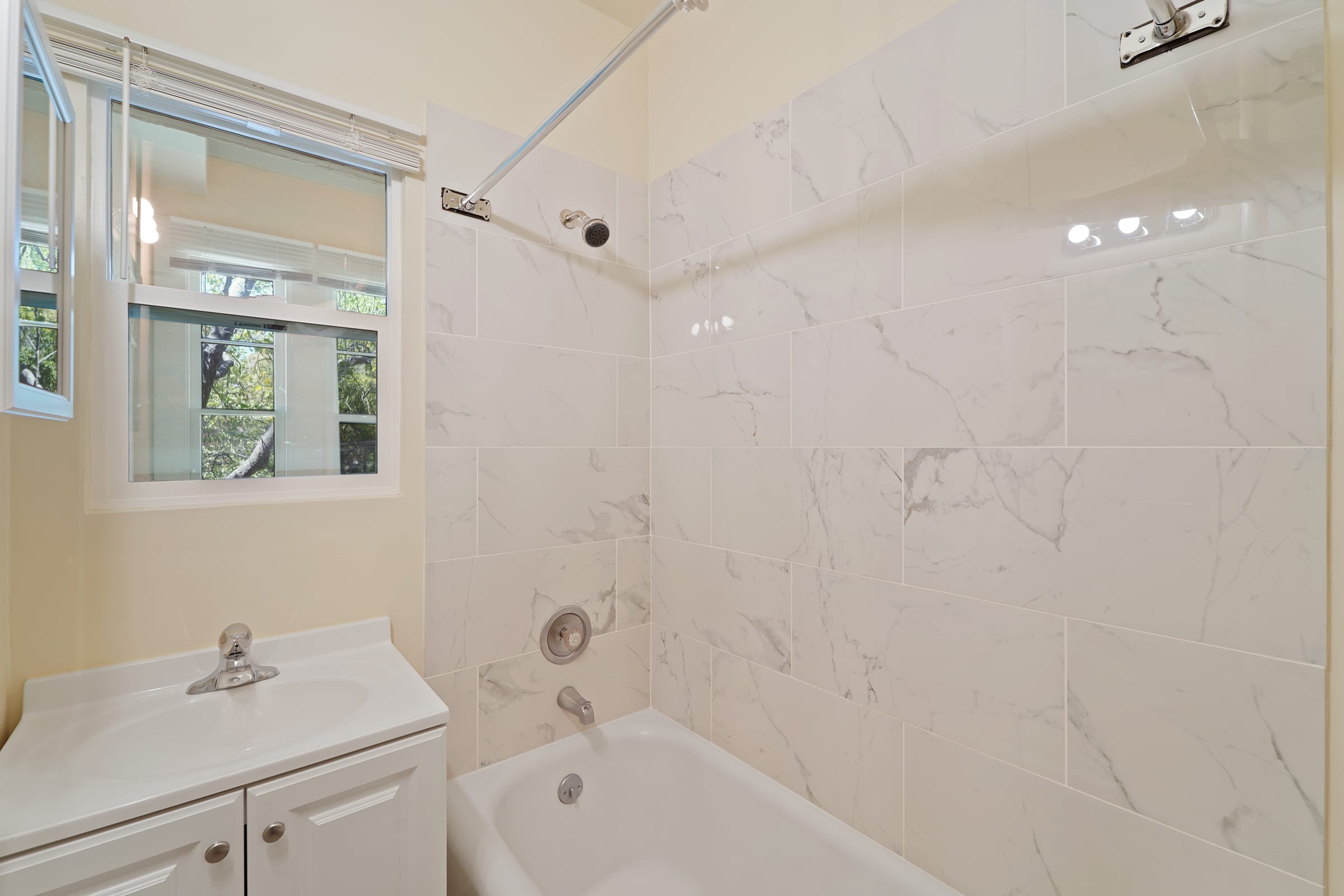1799 Euclid Ave #17 — photo 11