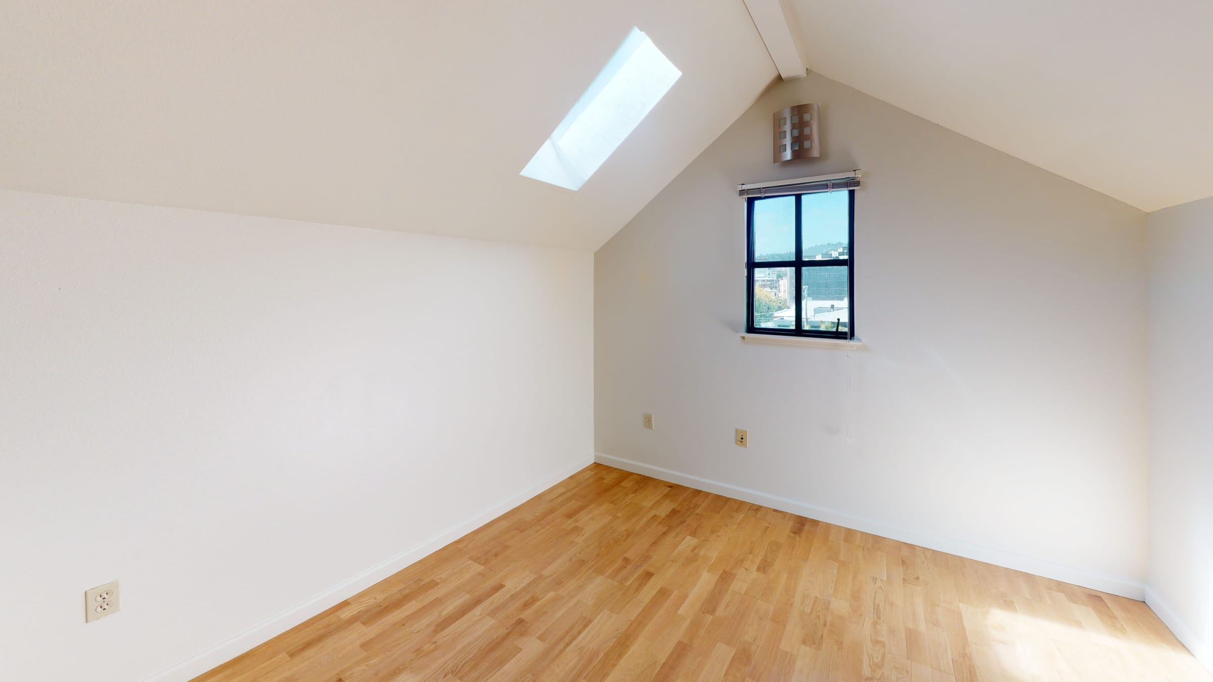 2616 Telegraph Ave #401 — photo 22