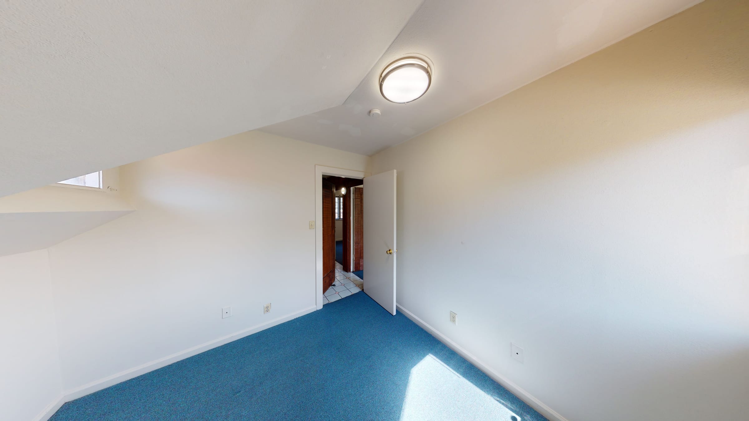 2549 Benvenue Ave #House — photo 18