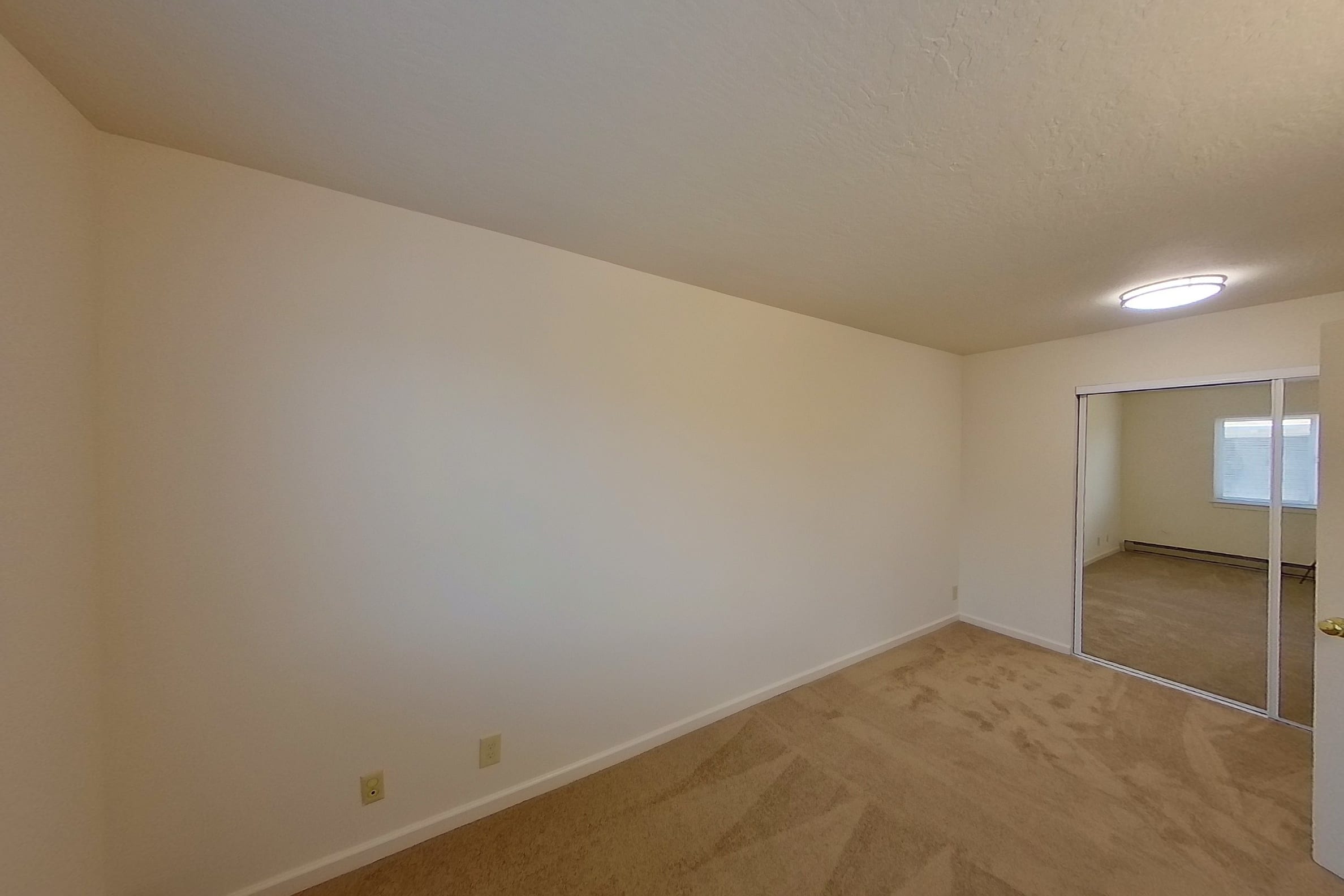 2610 Regent #203 — photo 9
