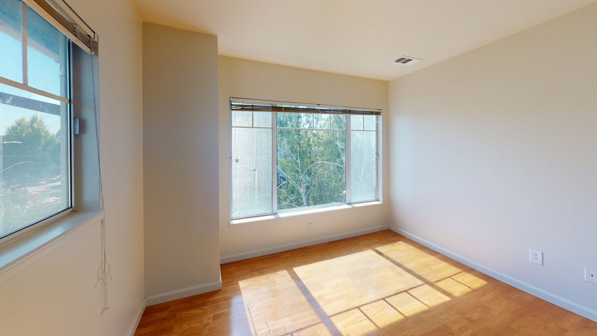 3111 Telegraph Ave #E — photo 17