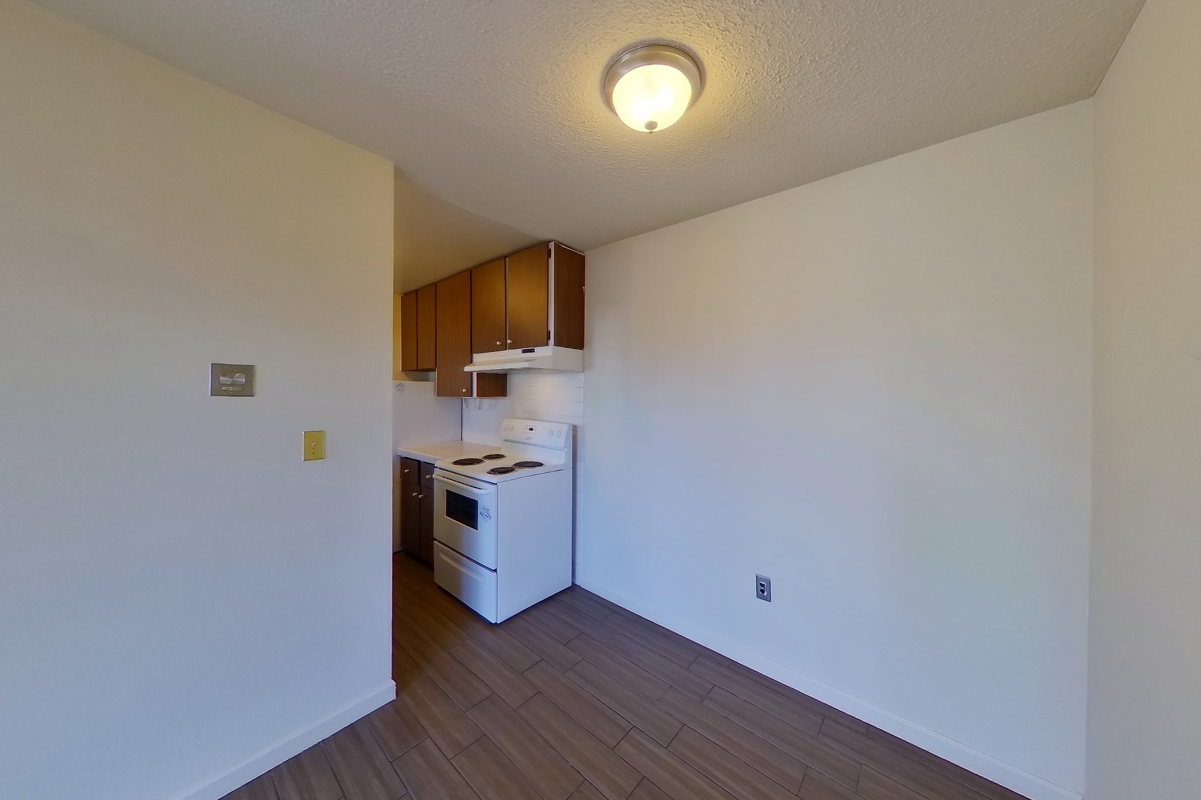 2028 Dwight Way #2D — photo 29