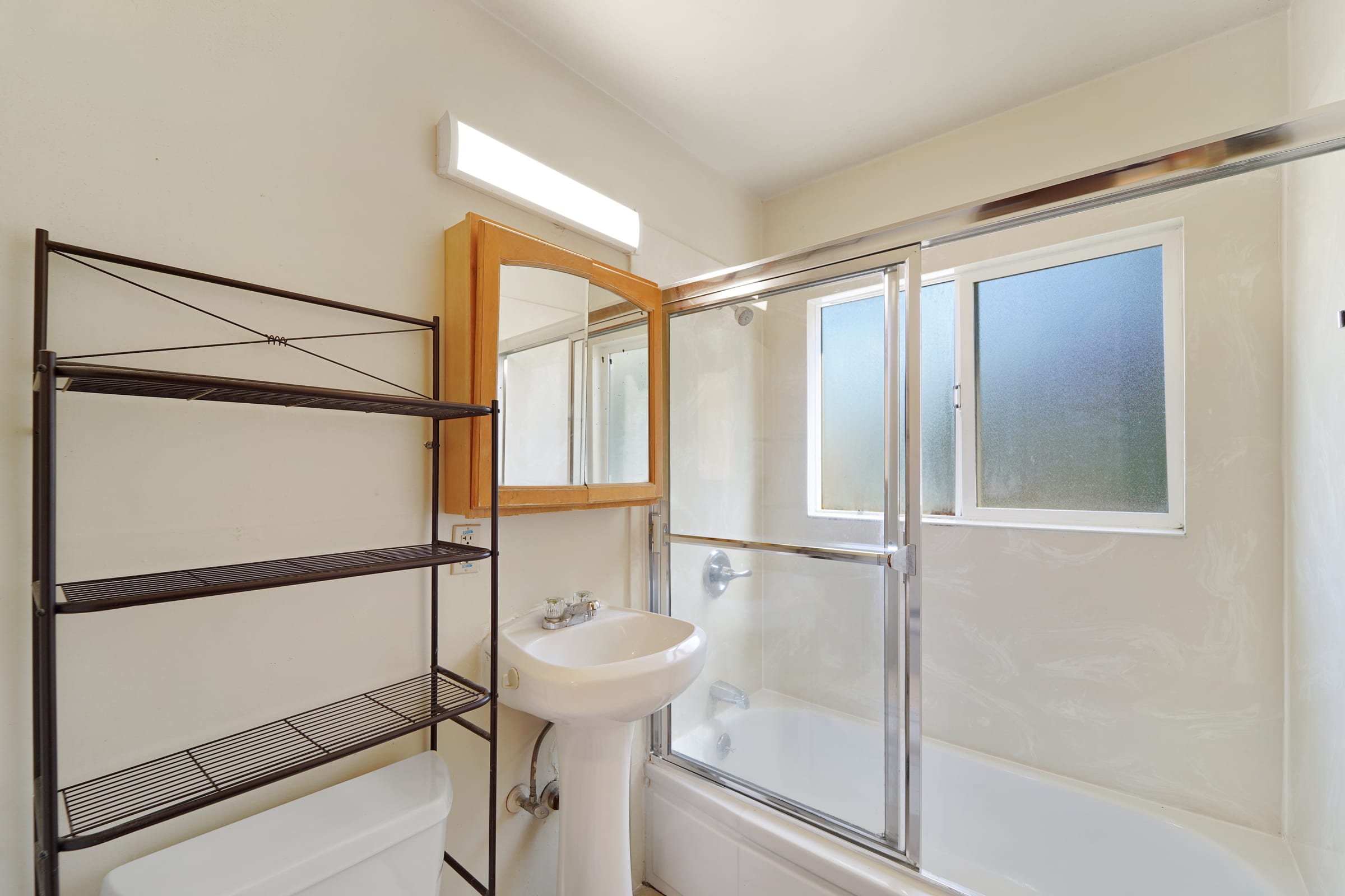 2546 Warring St #3 — photo 33