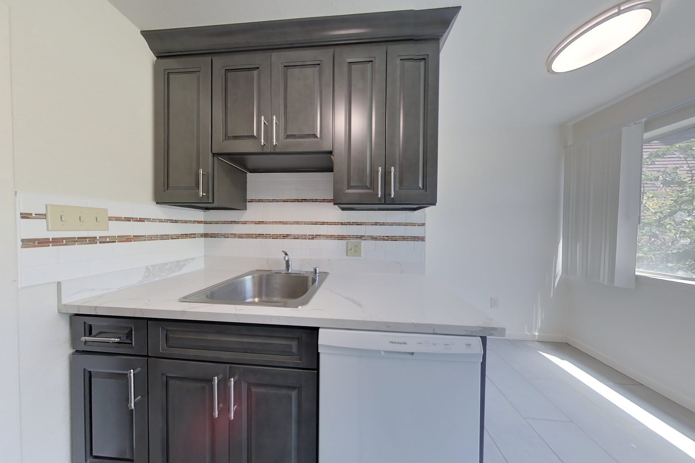 2610 Regent St. #104 — photo 4