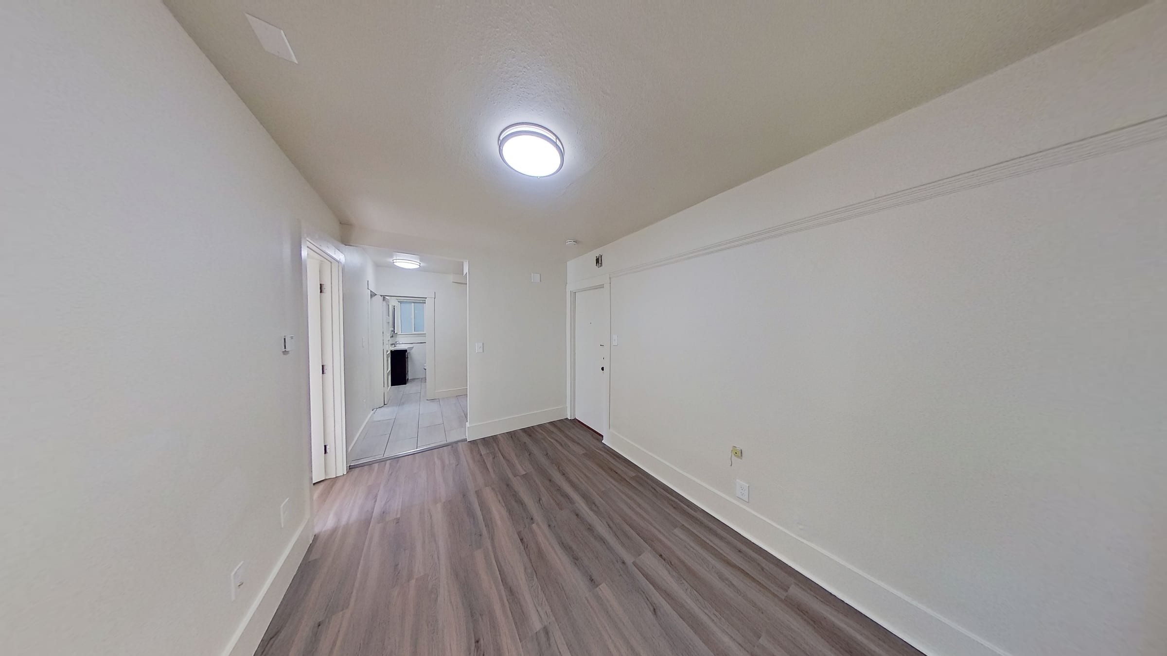 2030 Bancroft #4 — photo 9