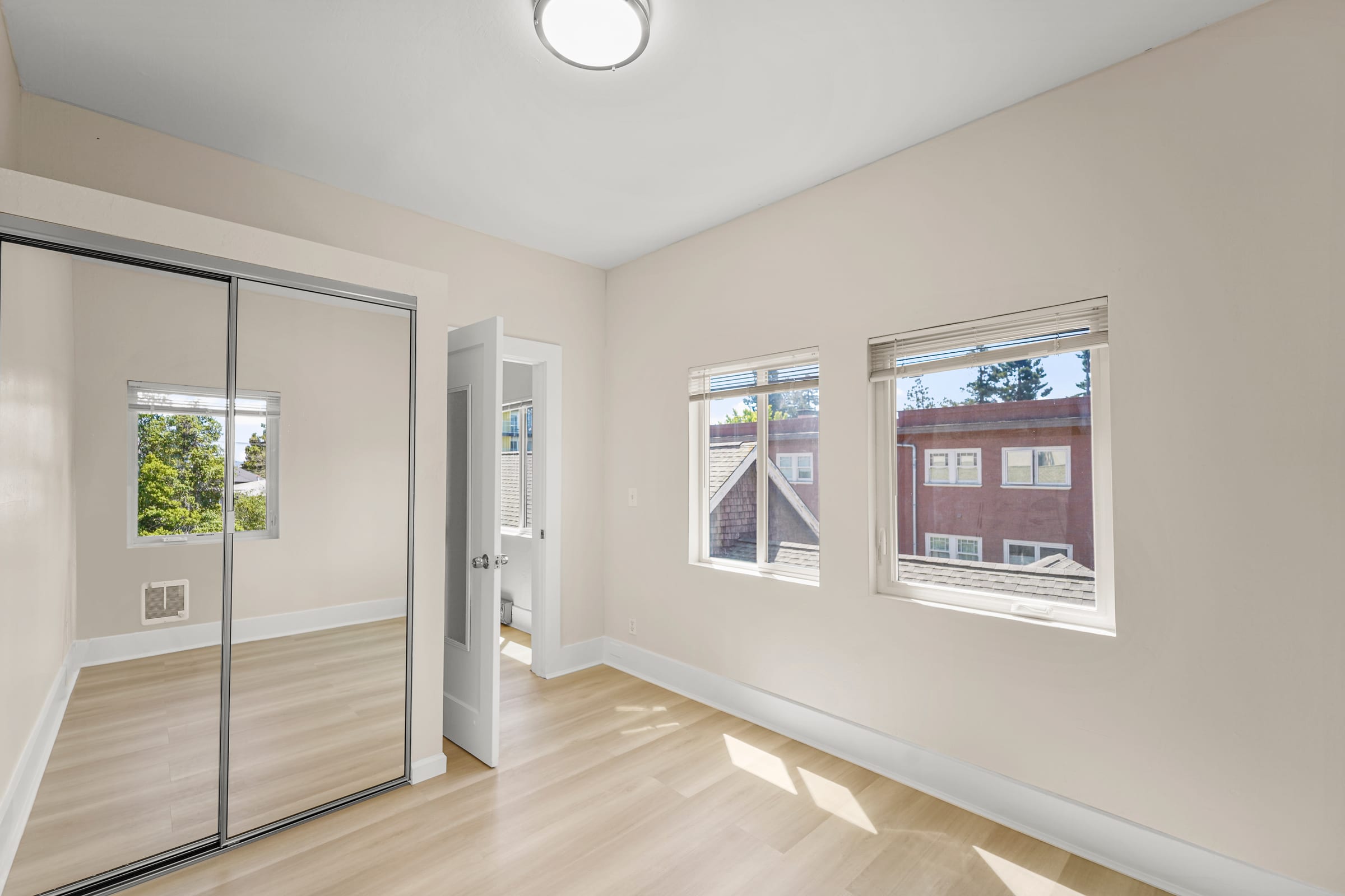 2620 Hillegass Ave #8 — photo 13