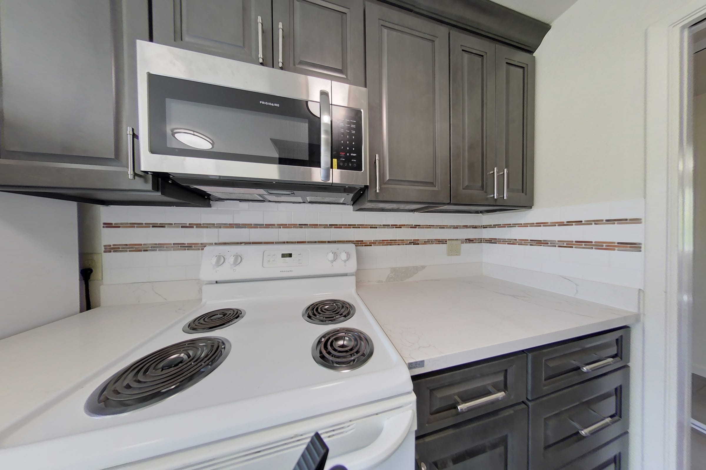 2610 Regent St. #104 — photo 5