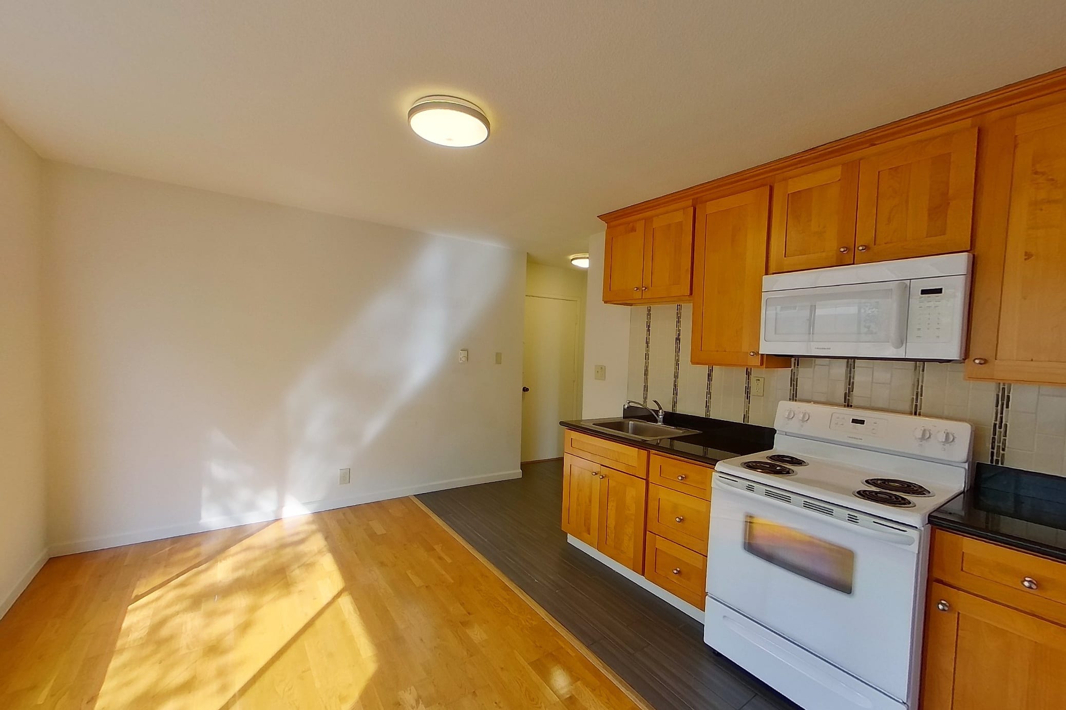 2610 Regent St. #106 — photo 3