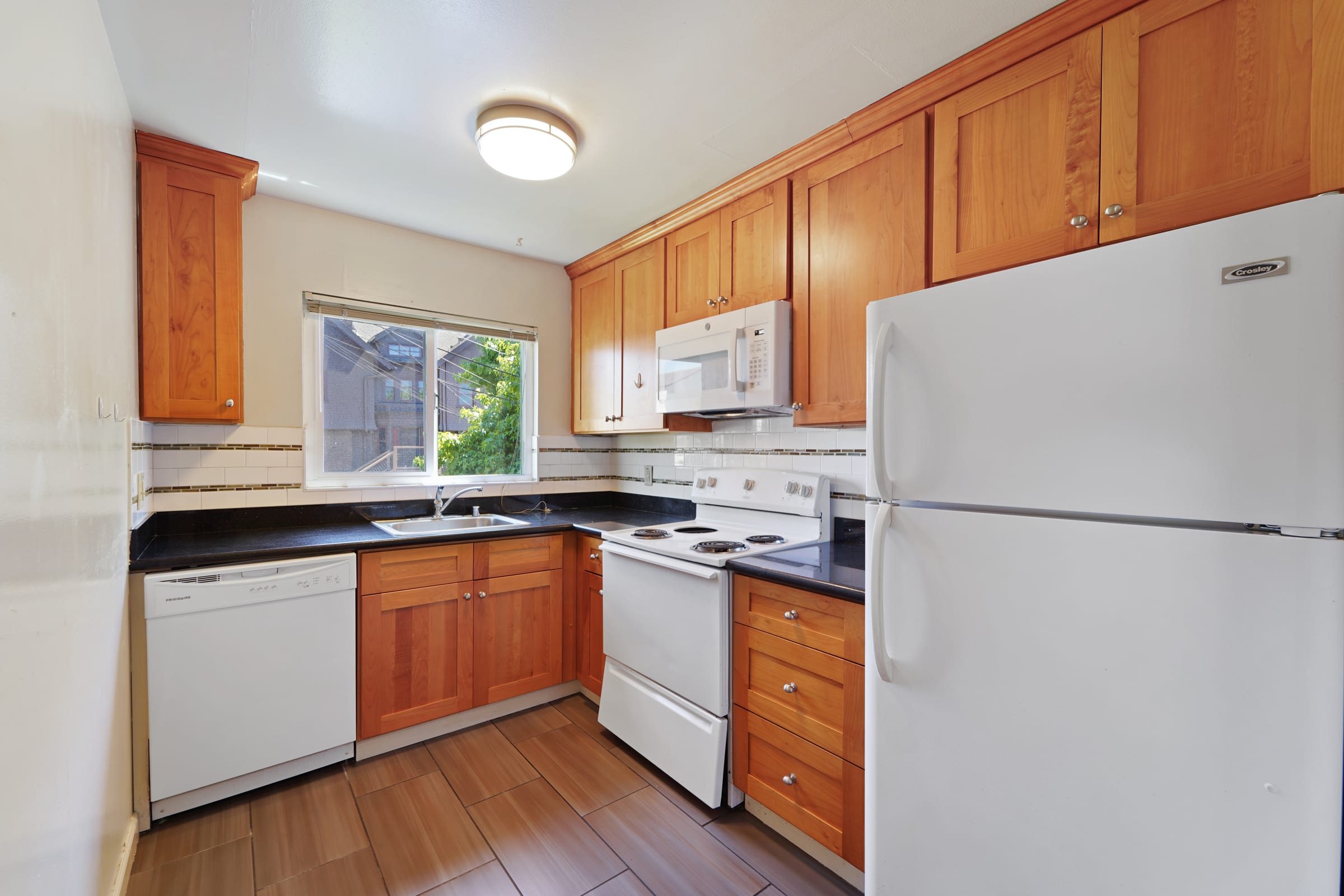 2546 Warring St #3 — photo 30
