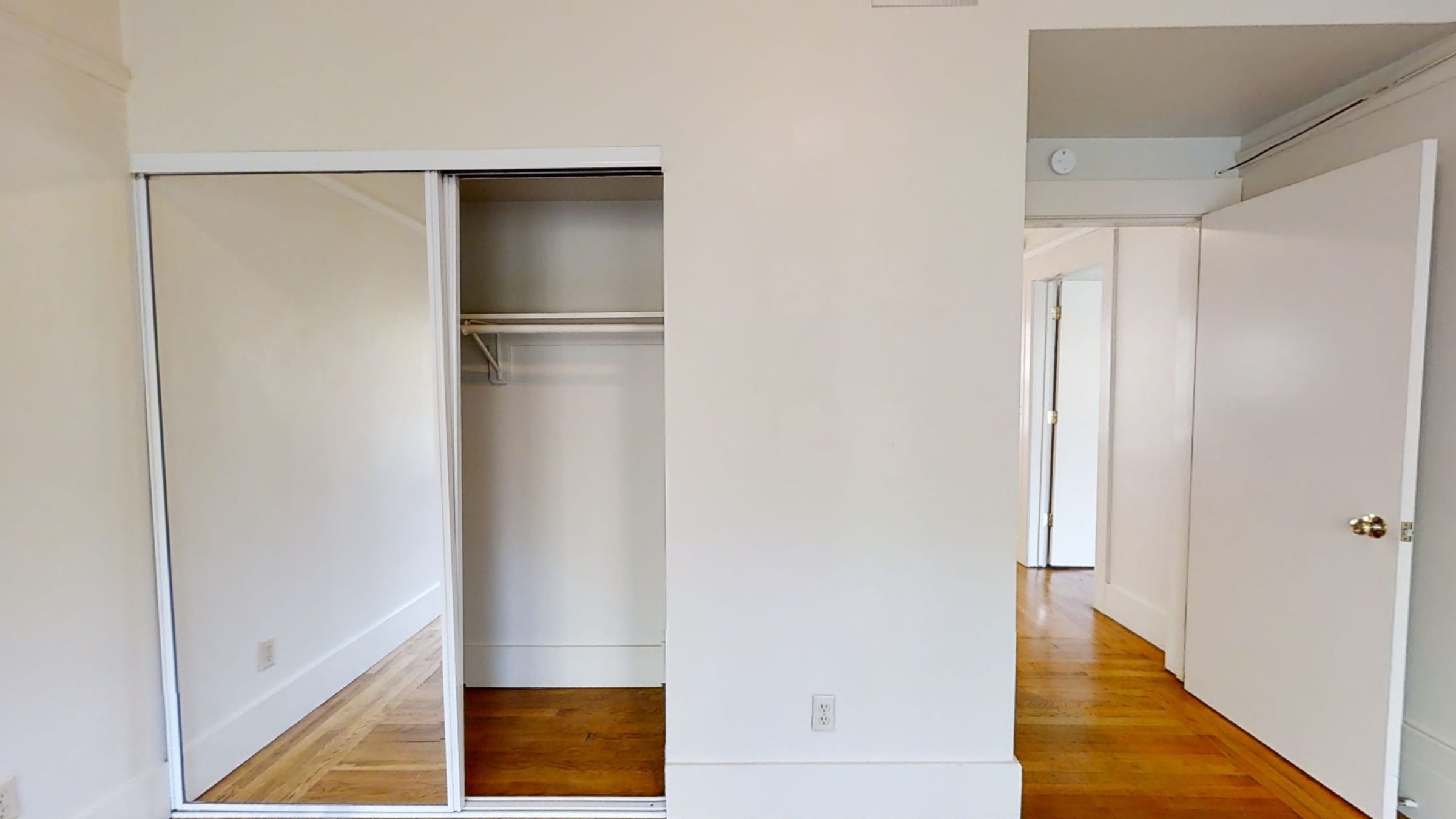2817 Hillegass Ave — photo 11