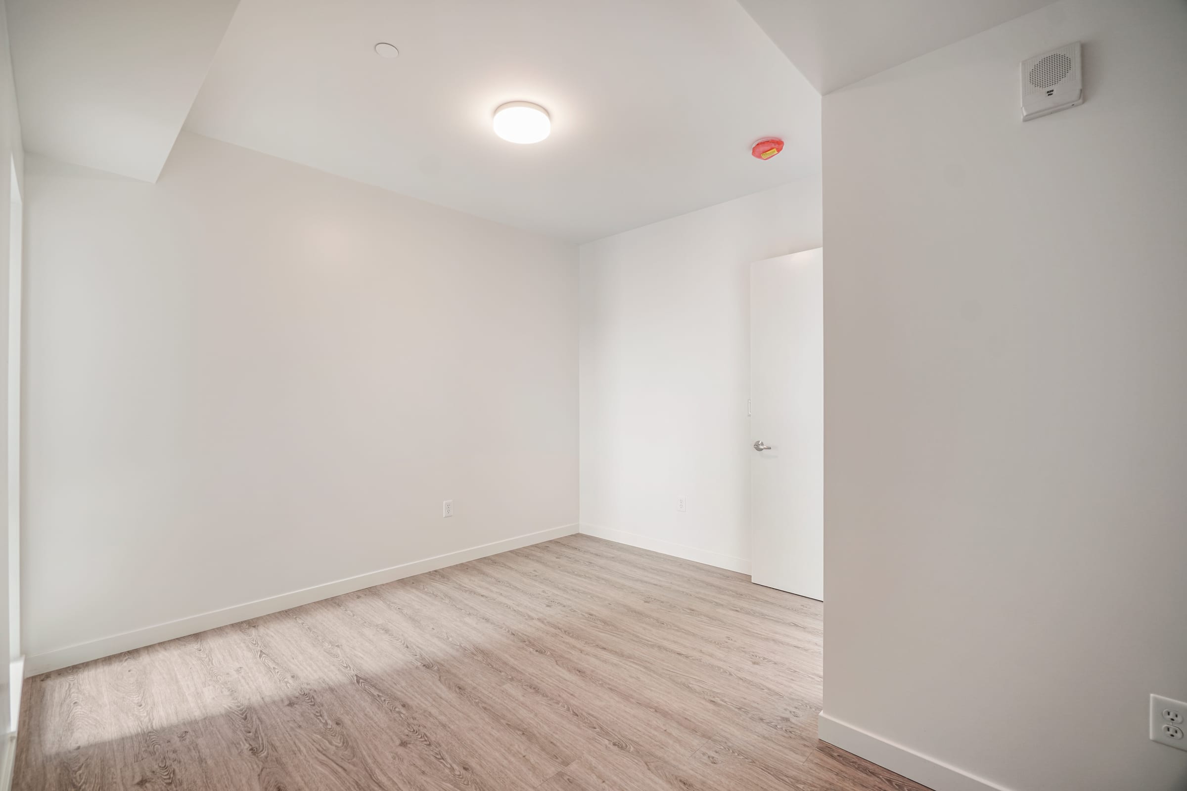 2124 Bancroft Way #210-D1 — photo 17