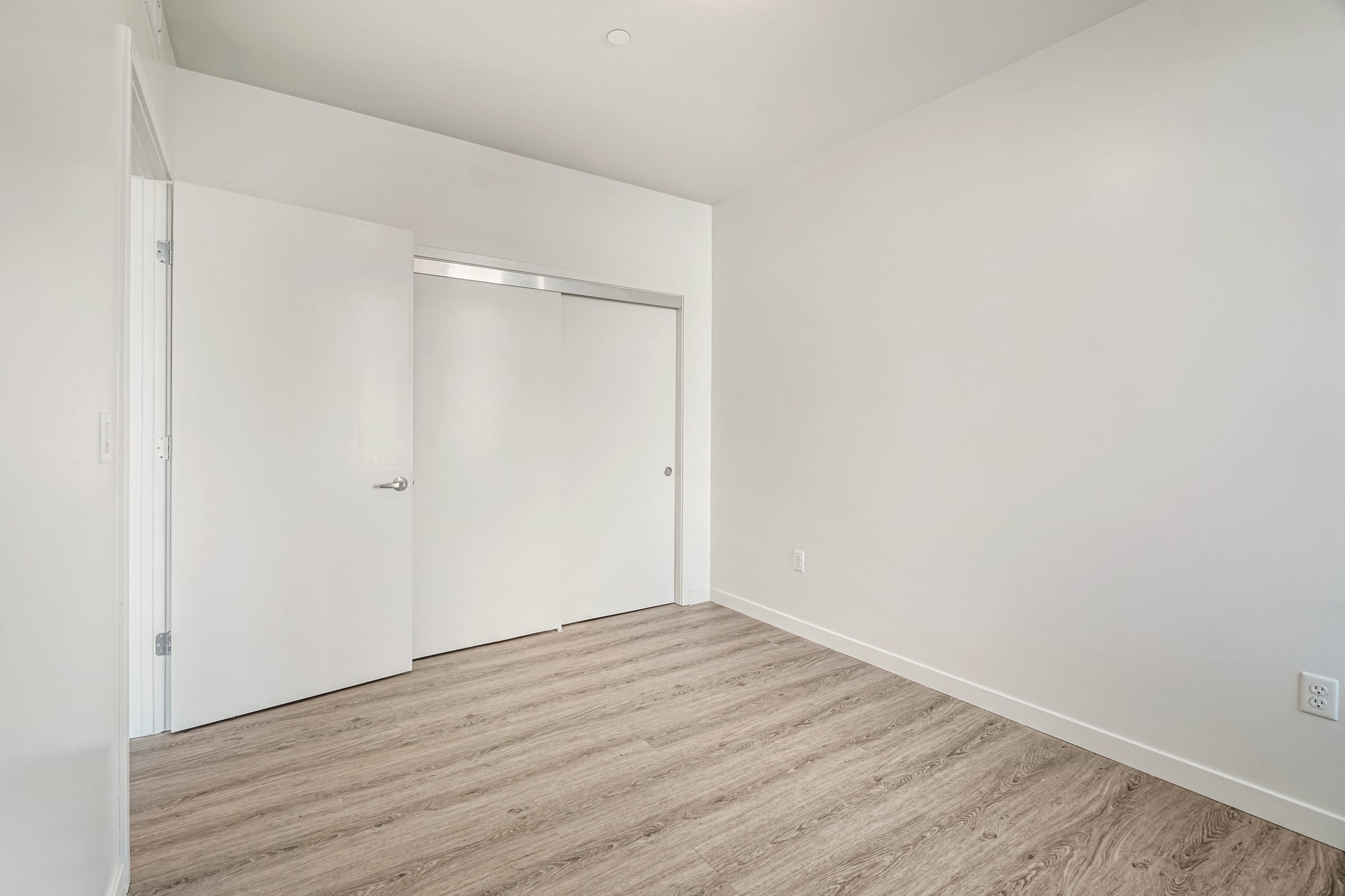 2124 Bancroft Way #401-D5 — photo 10