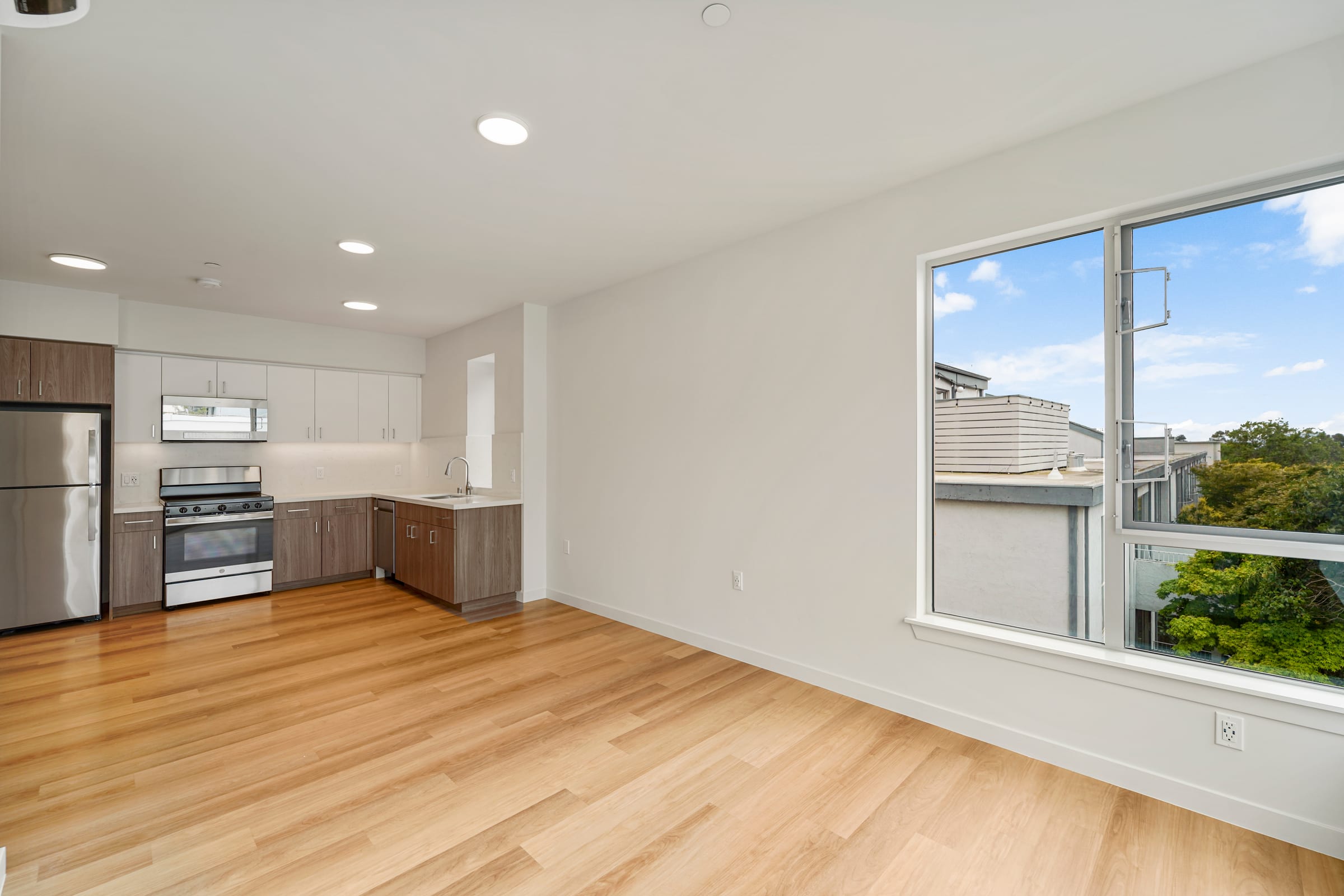 2028 Bancroft Way #407 — photo 6