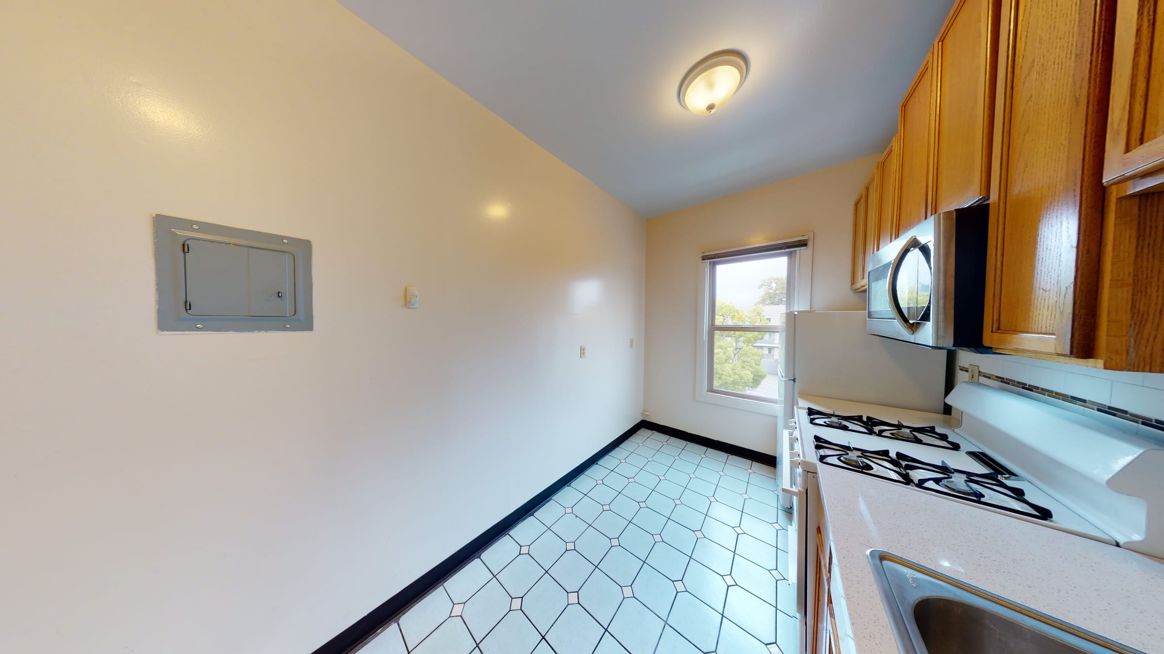 2241 Durant Ave #18 — photo 2