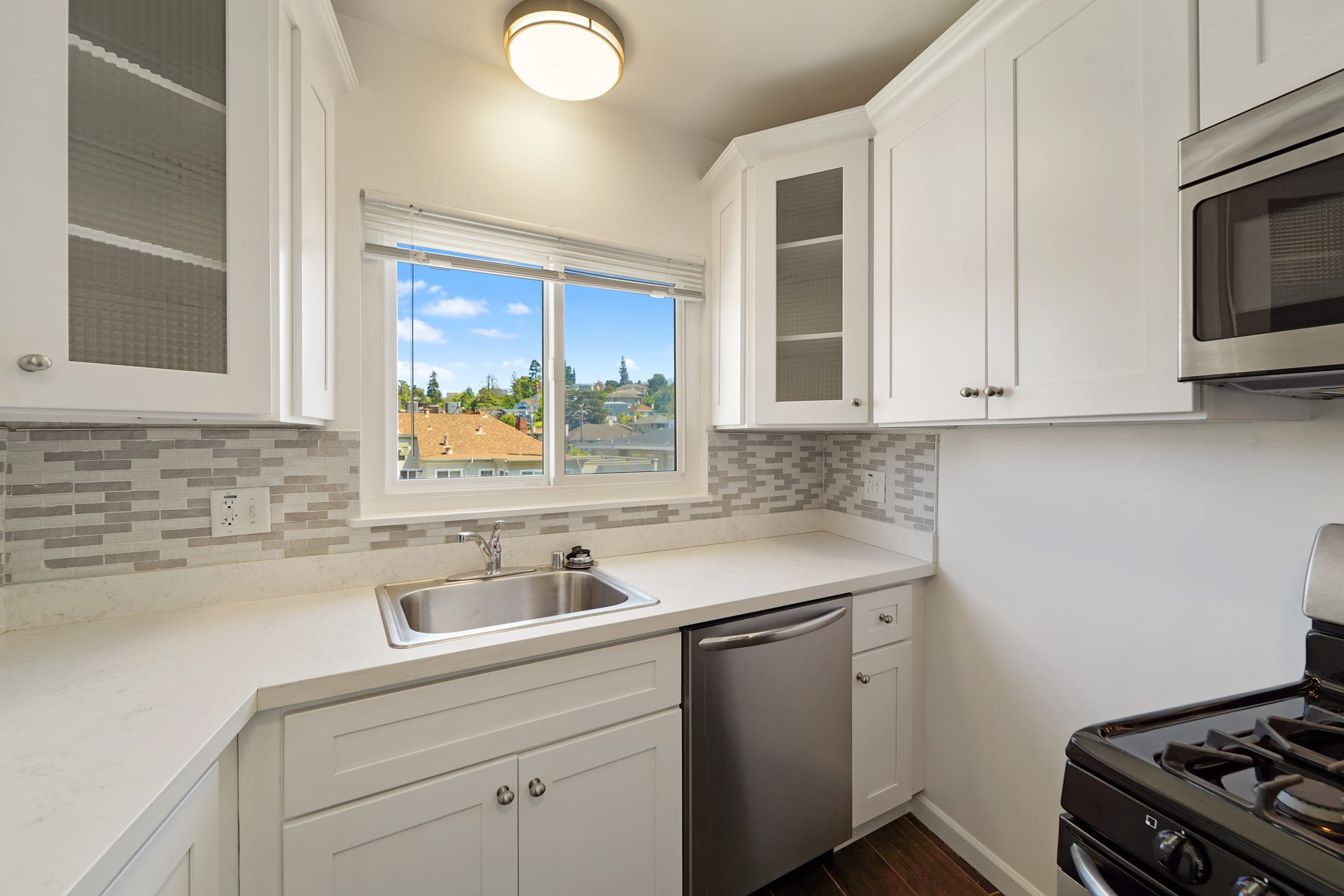 739 Jean st #C — photo 6