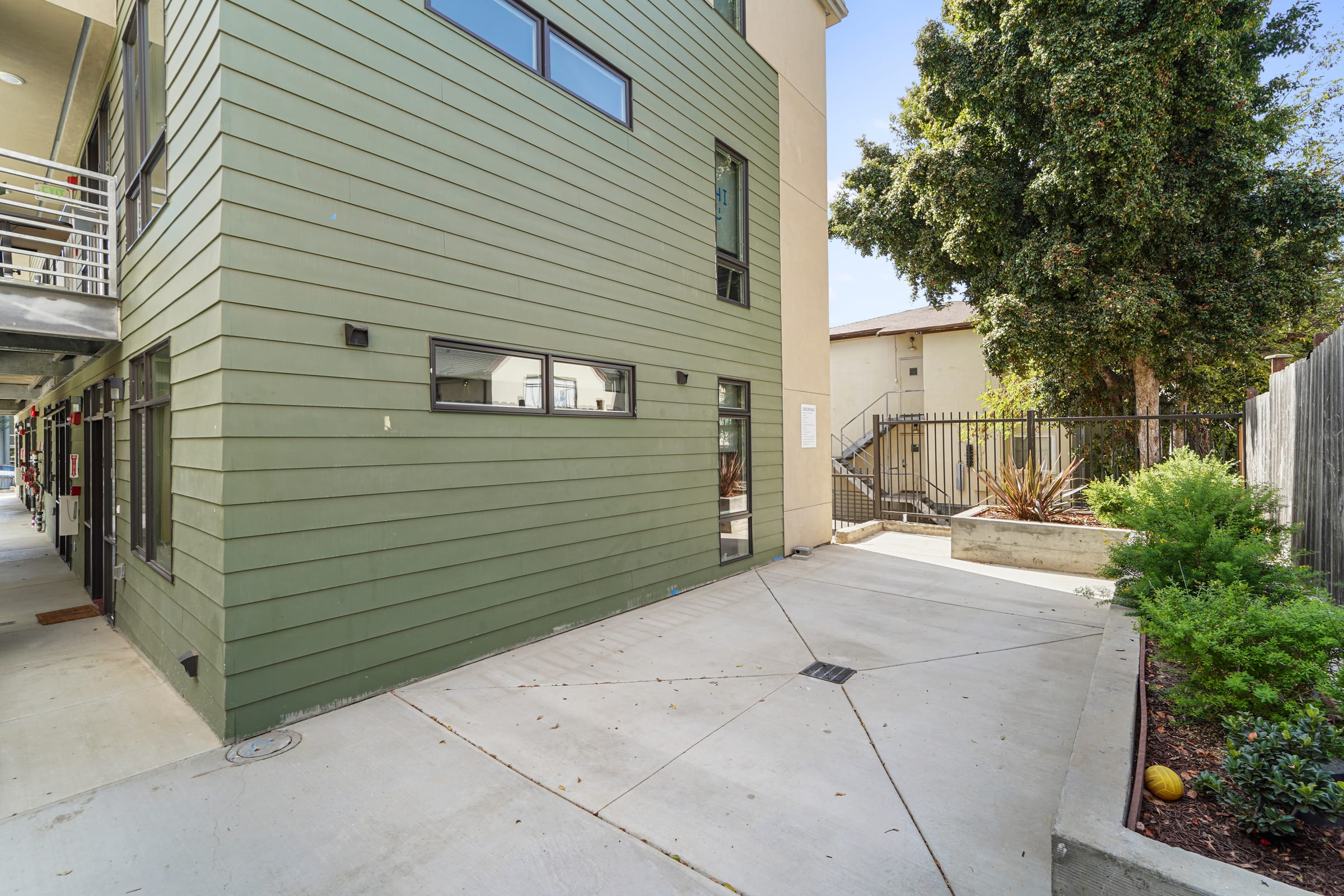 2811 Channing Way — photo 9