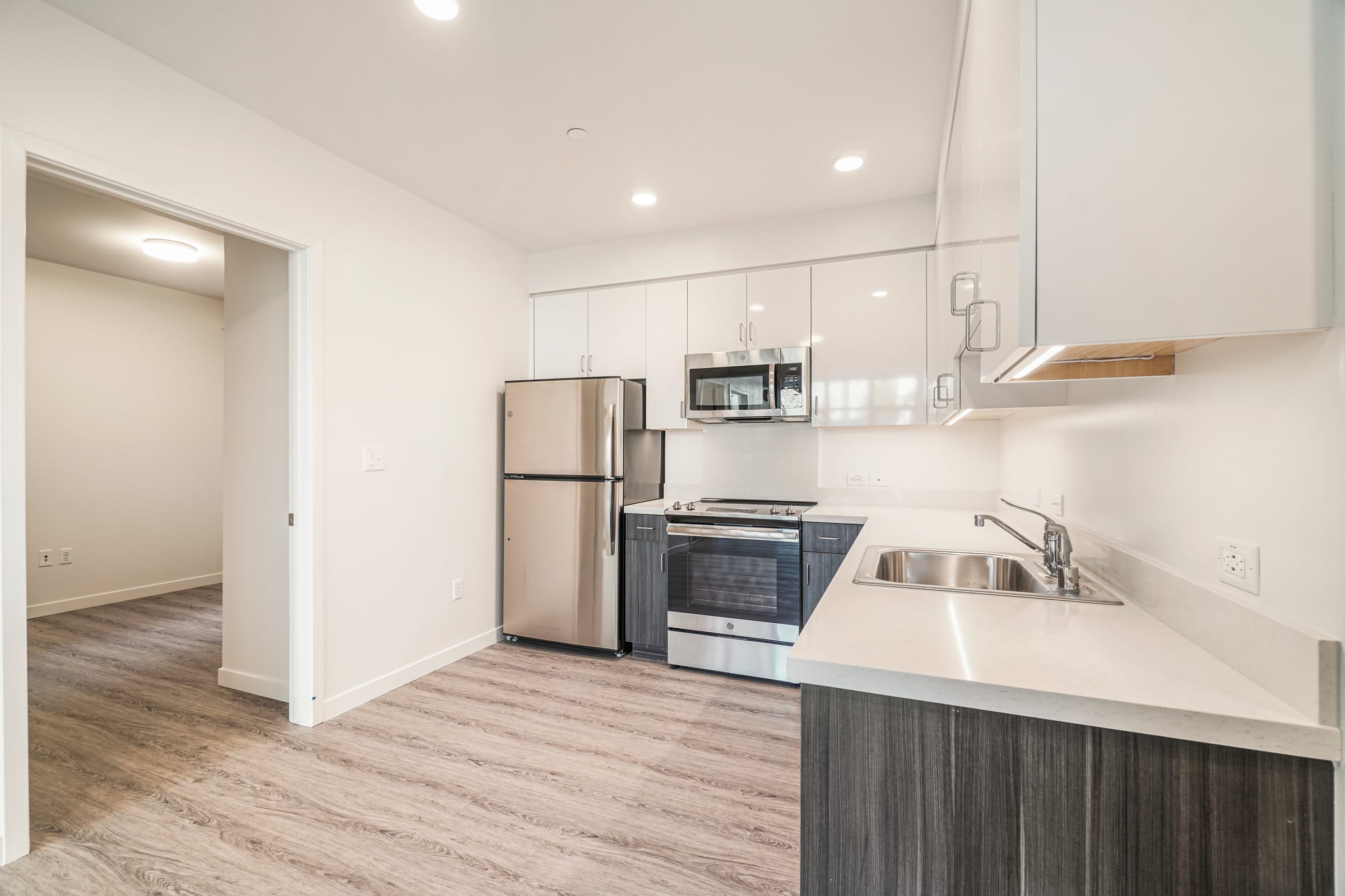 2124 Bancroft Way #201-D4 — photo 4