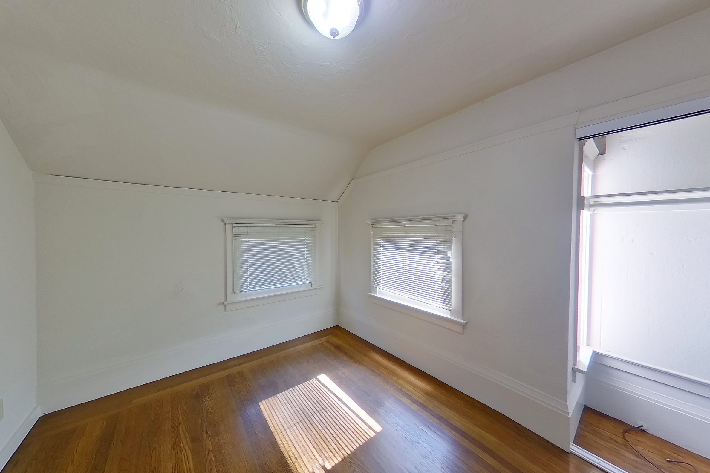 2545 Benvenue Ave #3 — photo 7