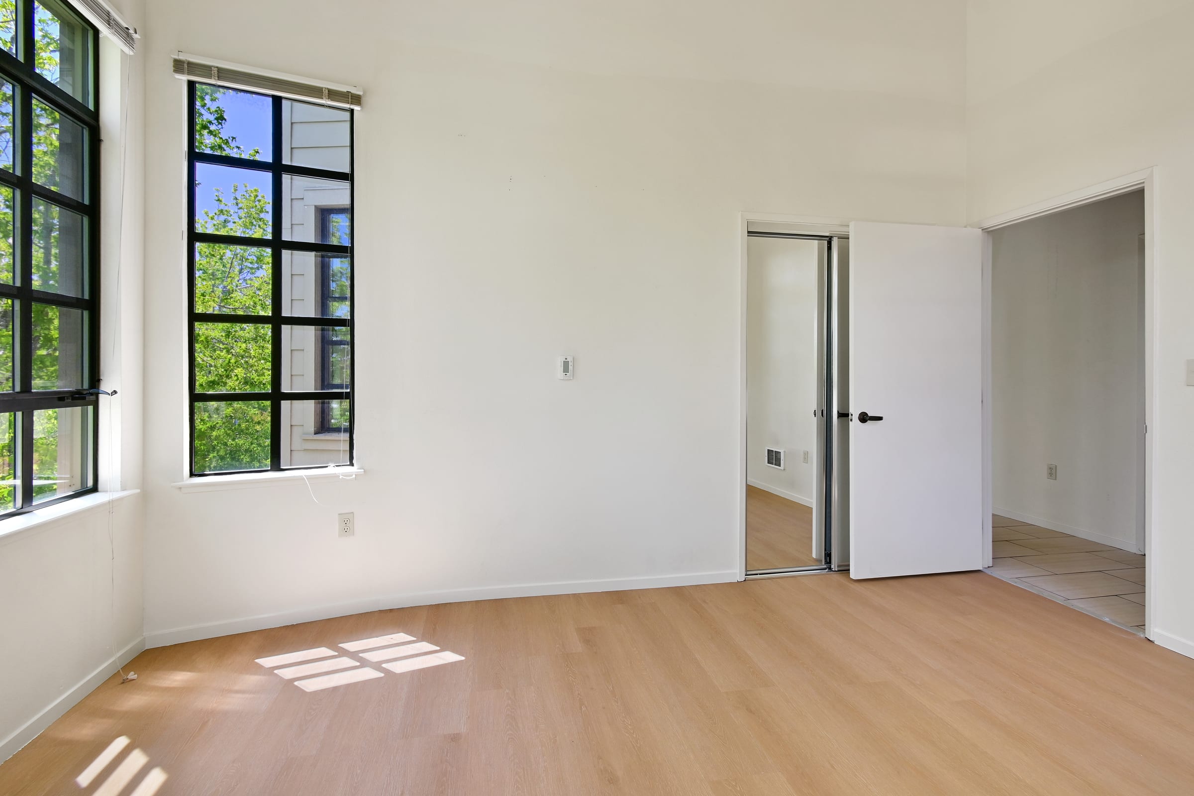 2616 Telegraph Ave #406 — photo 17