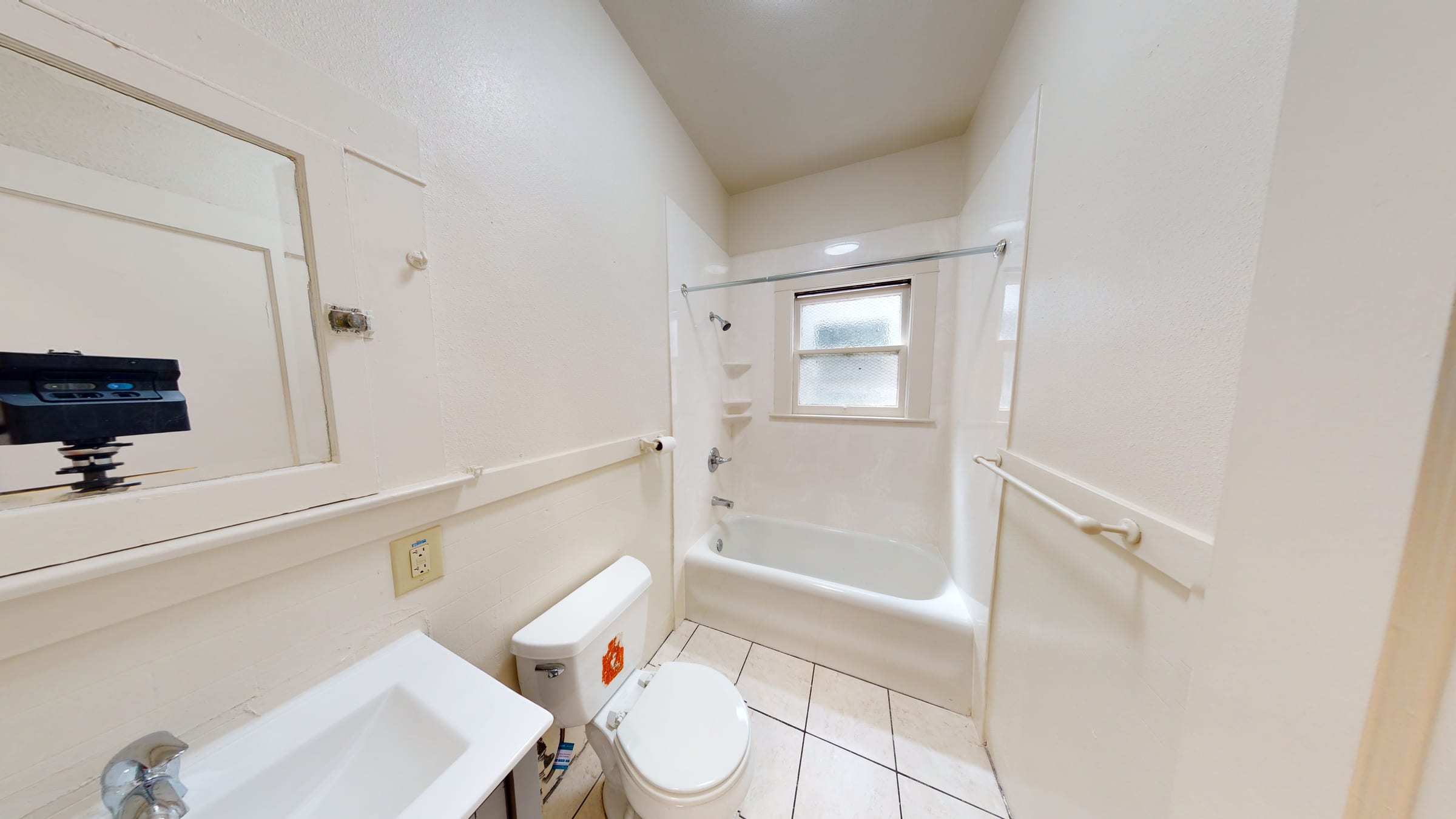 2322 Shattuck Ave #404 — photo 11