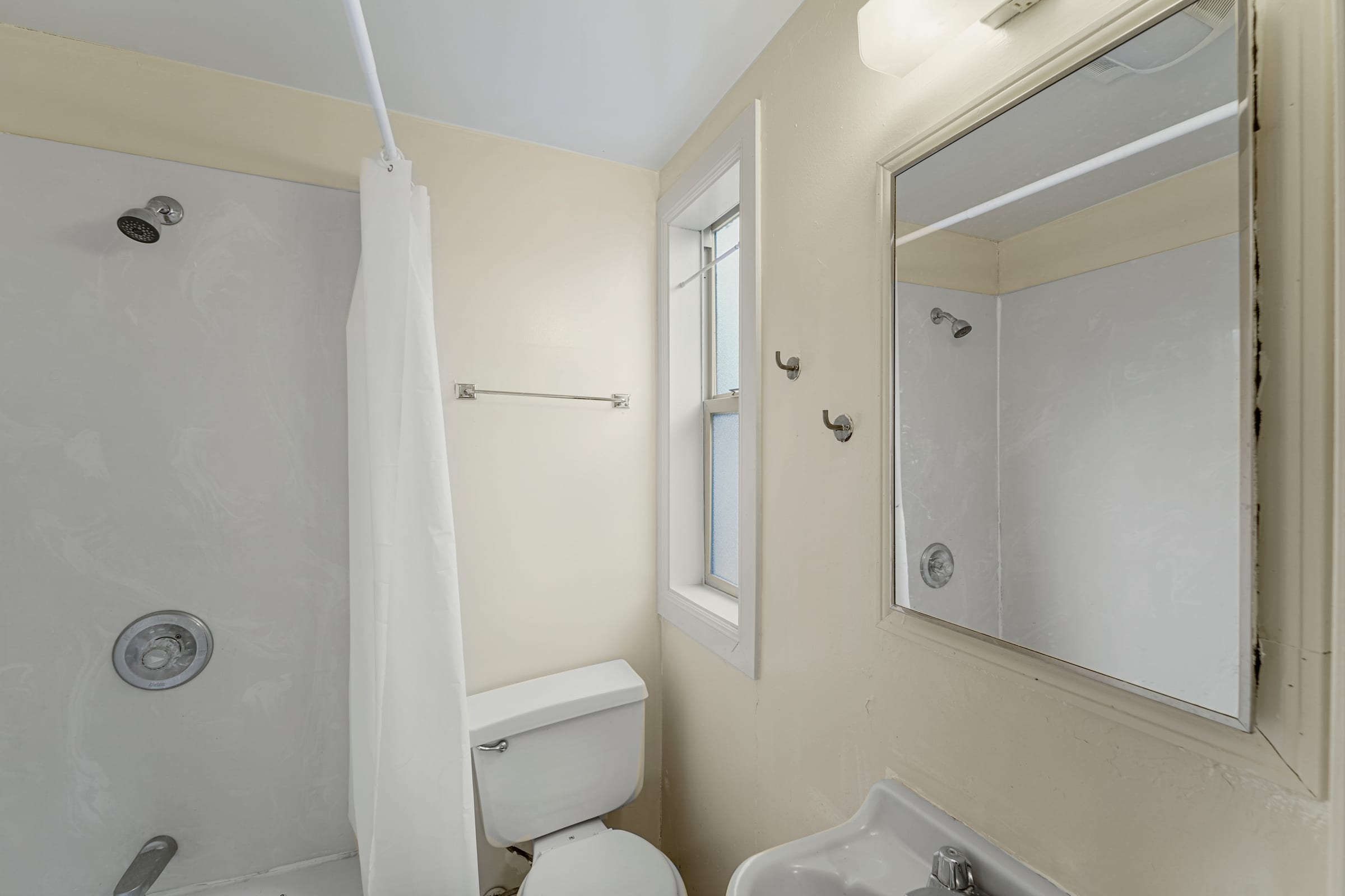 1432 Arch St #C — photo 5