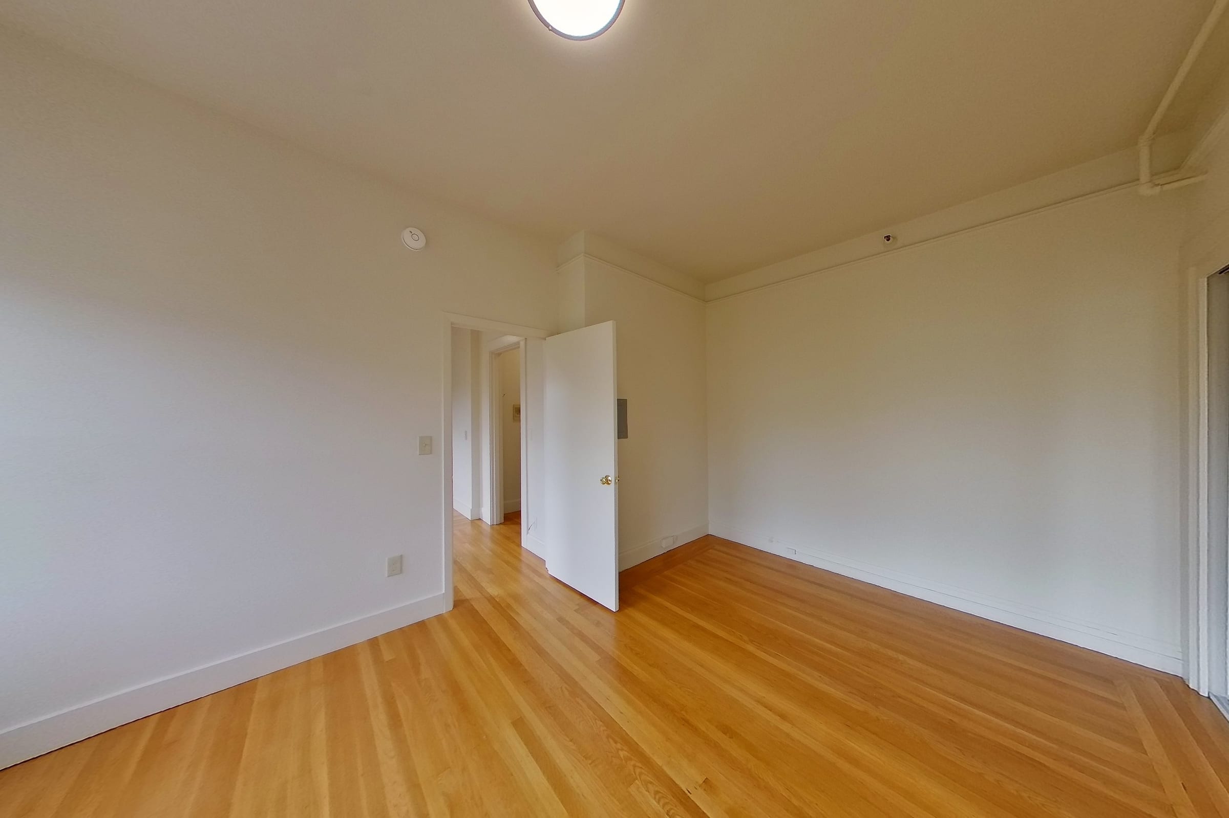 2322 Shattuck Ave #404 — photo 19