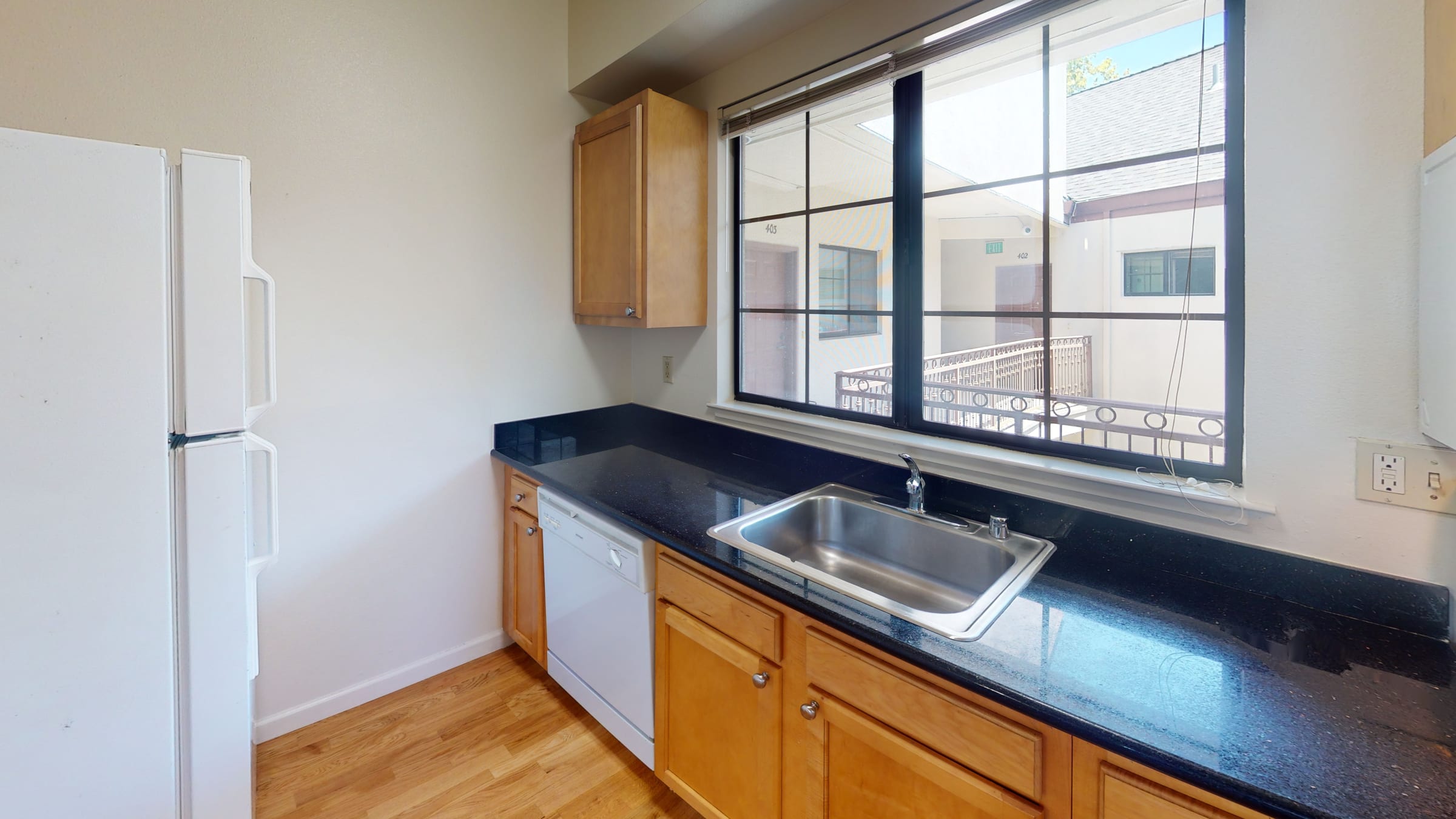 2616 Telegraph Ave #405 — photo 14