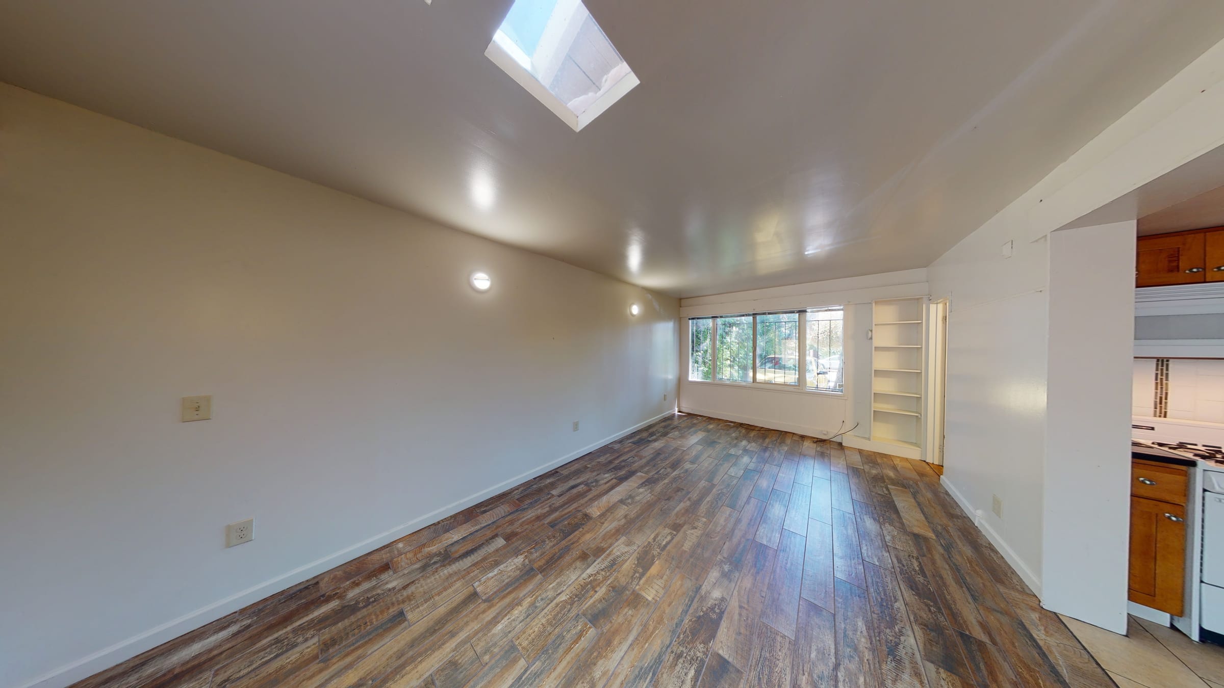 2555 Benvenue Ave #B — photo 4