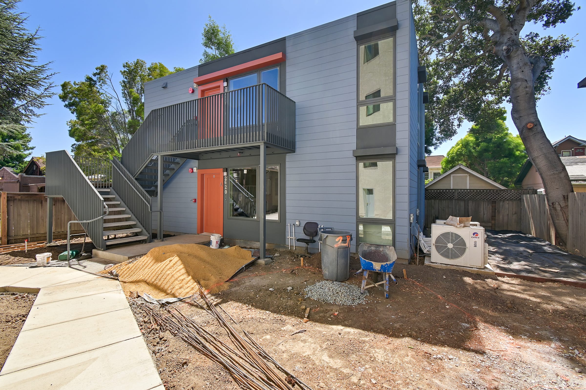 2620 Hillegass Ave #B — photo 2