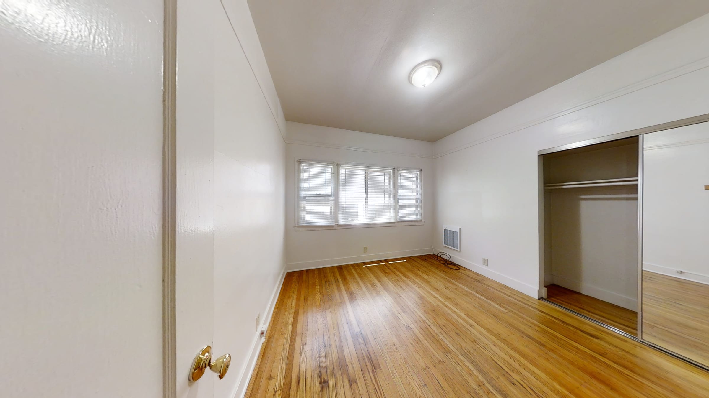 2460 Parker st #4 — photo 6