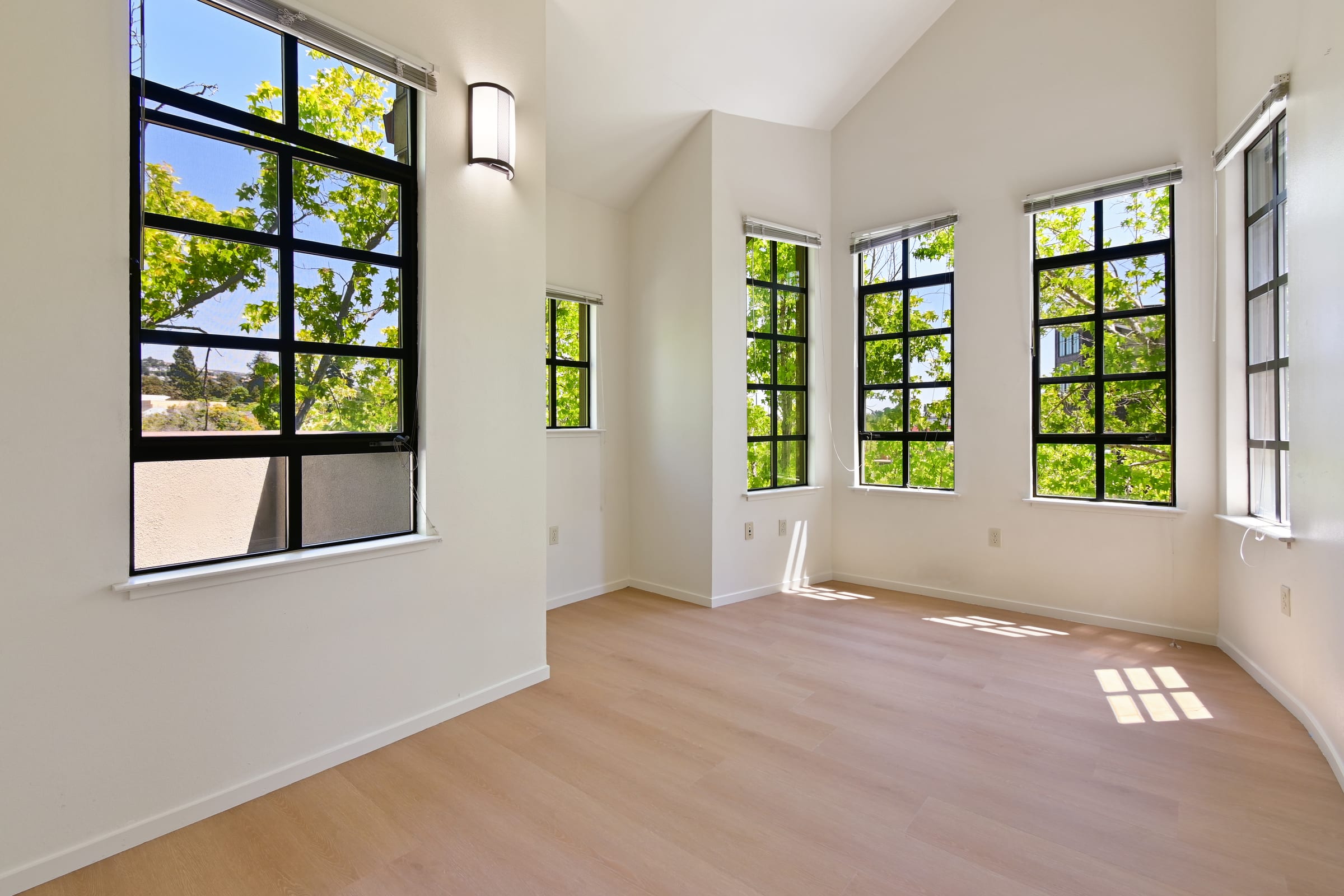 2616 Telegraph Ave #406 — photo 14