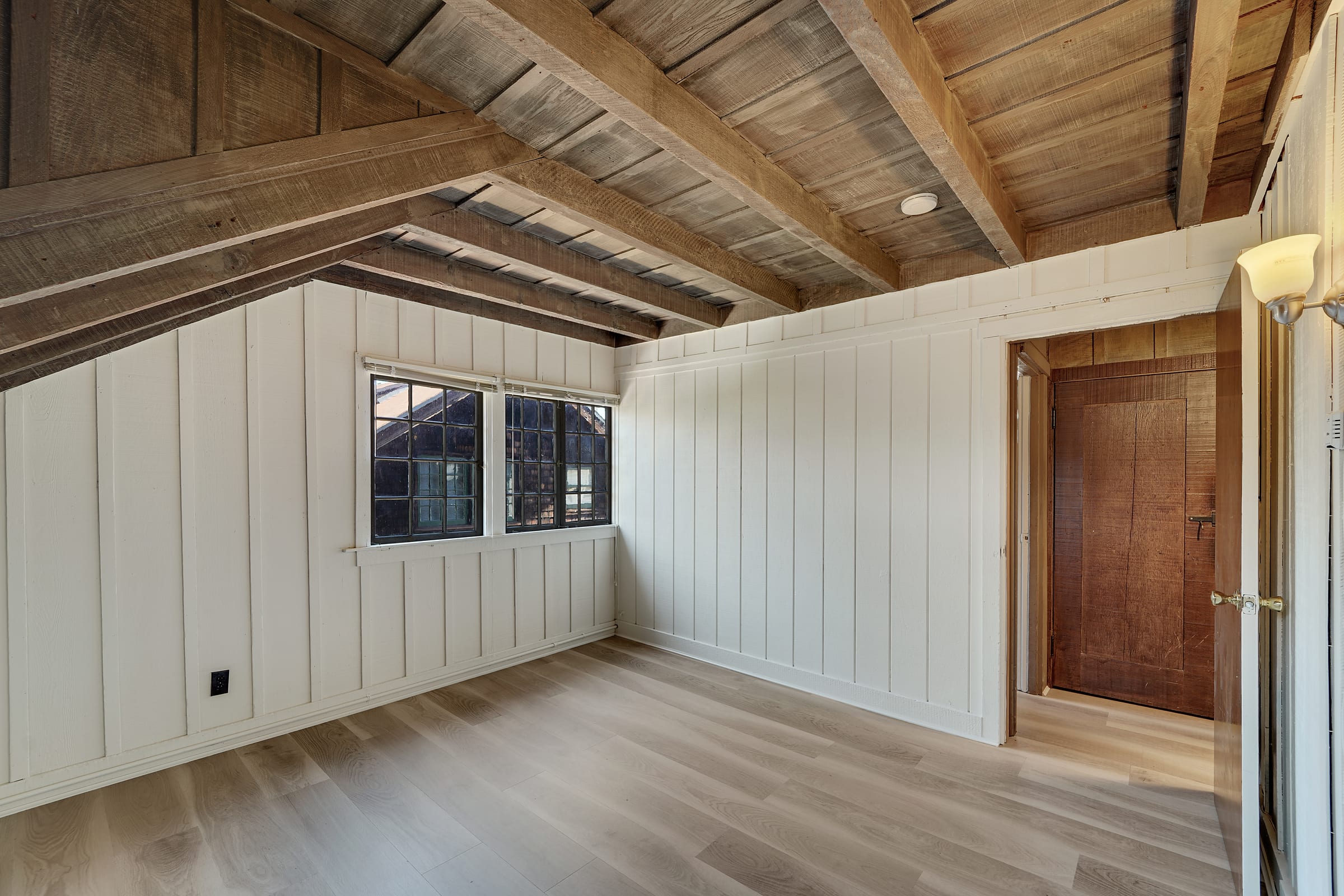 2551 Benvenue Ave #A — photo 13