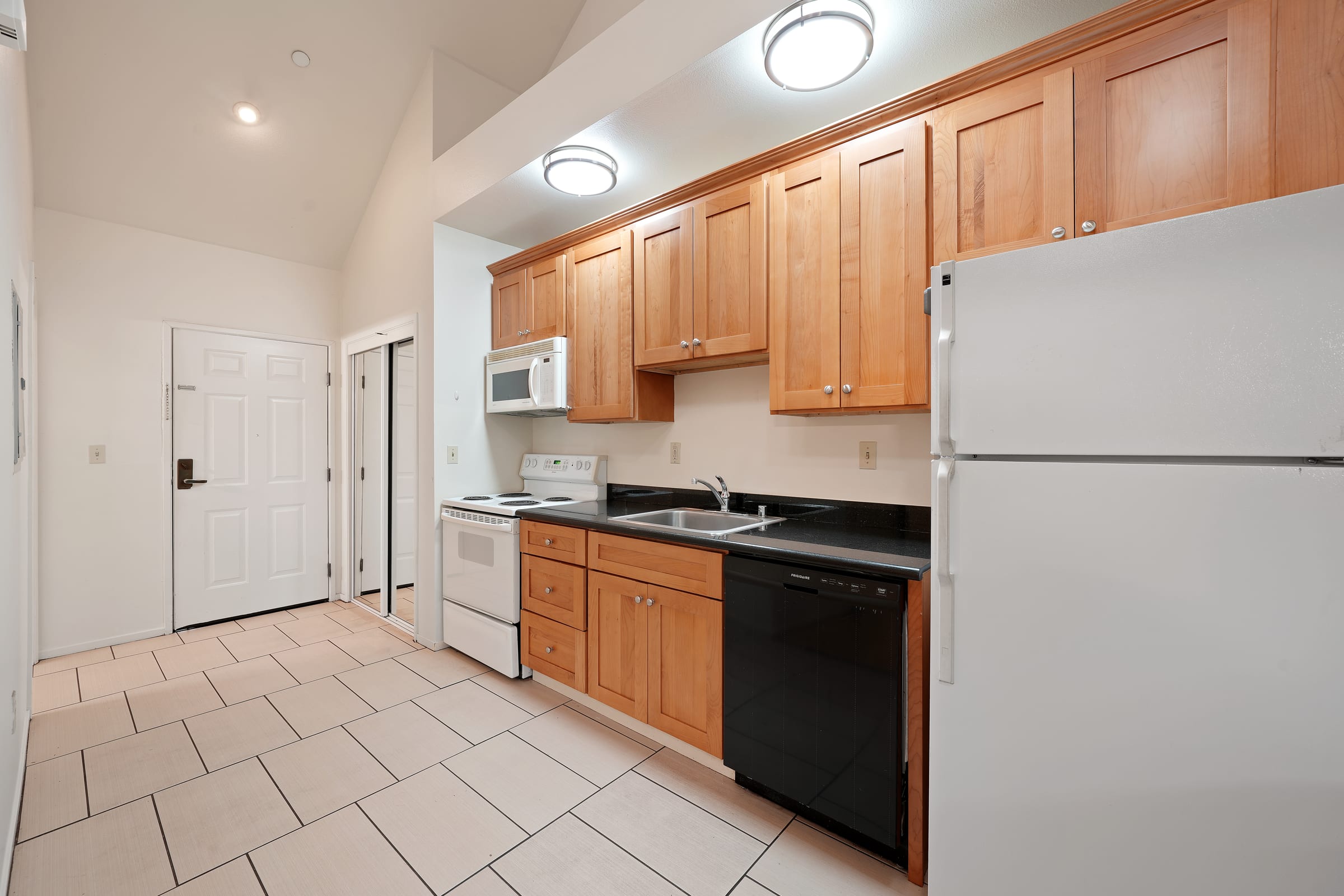 2616 Telegraph Ave #402 — photo 3
