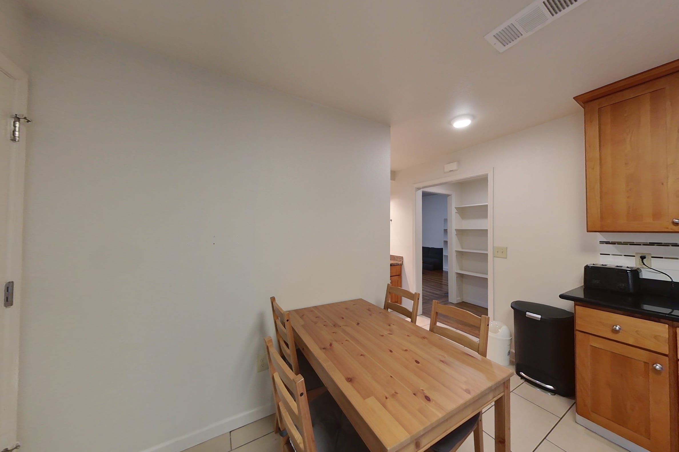 2541 Piedmont Ave #C — photo 21