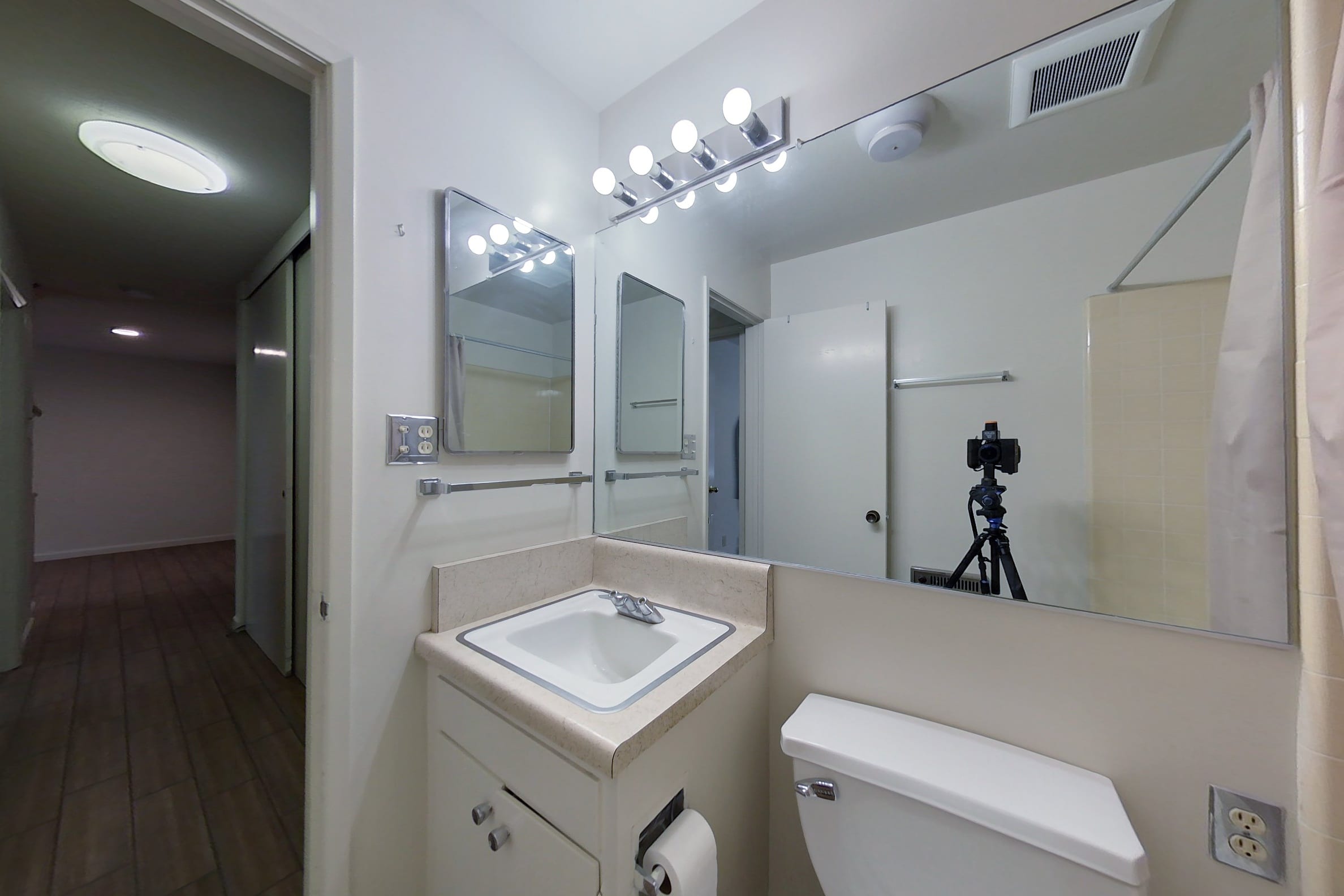 2610 Regent St. #202 — photo 7