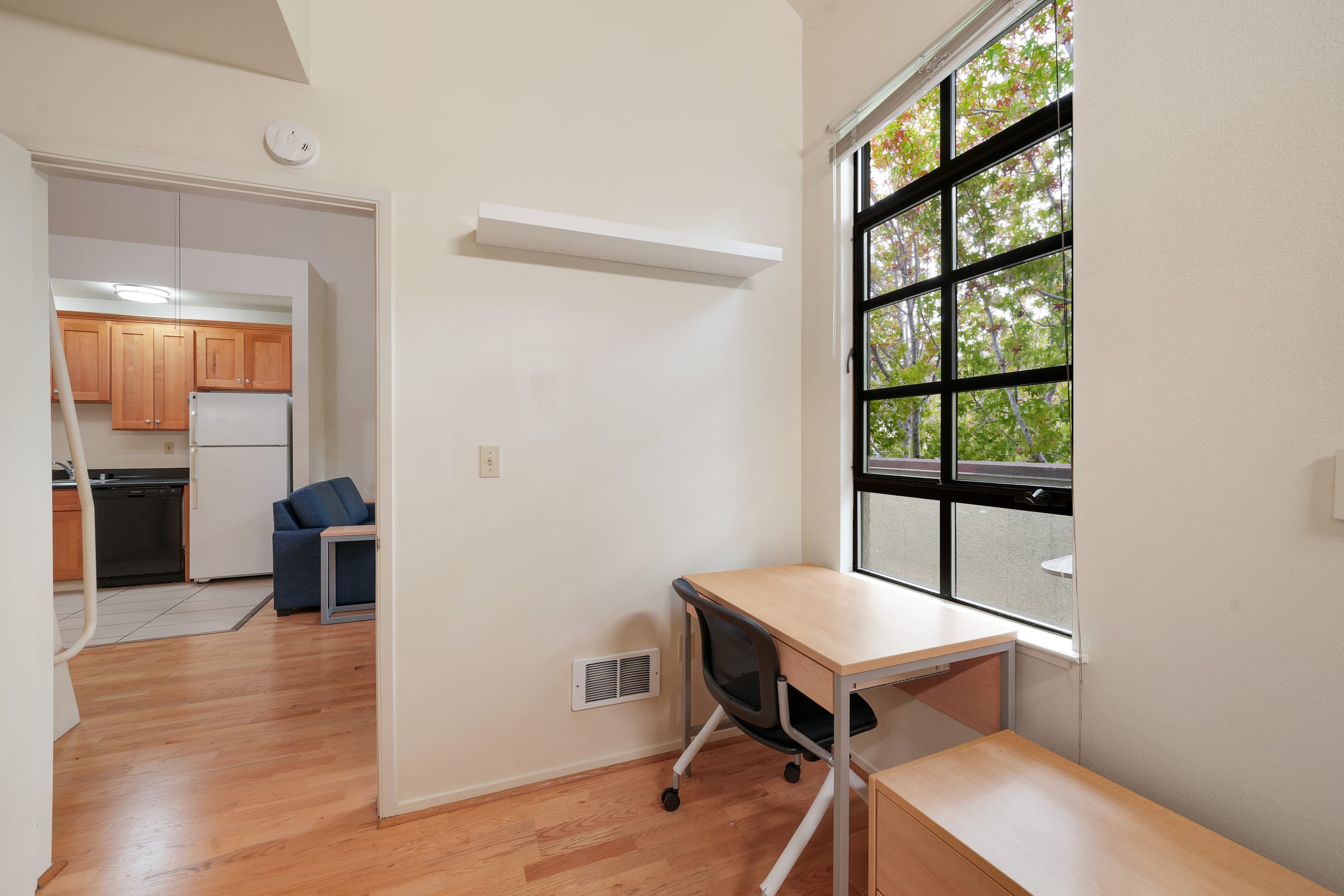 2616 Telegraph Ave #402 — photo 8