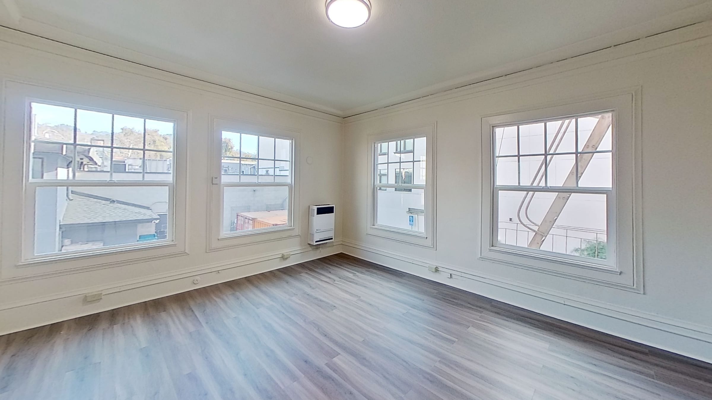 2126 Bancroft Way #4 — photo 24