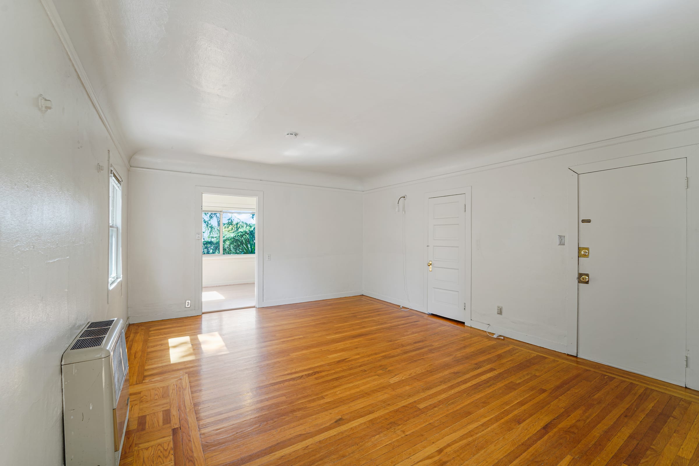 2728 Benvenue Ave #4 — photo 4