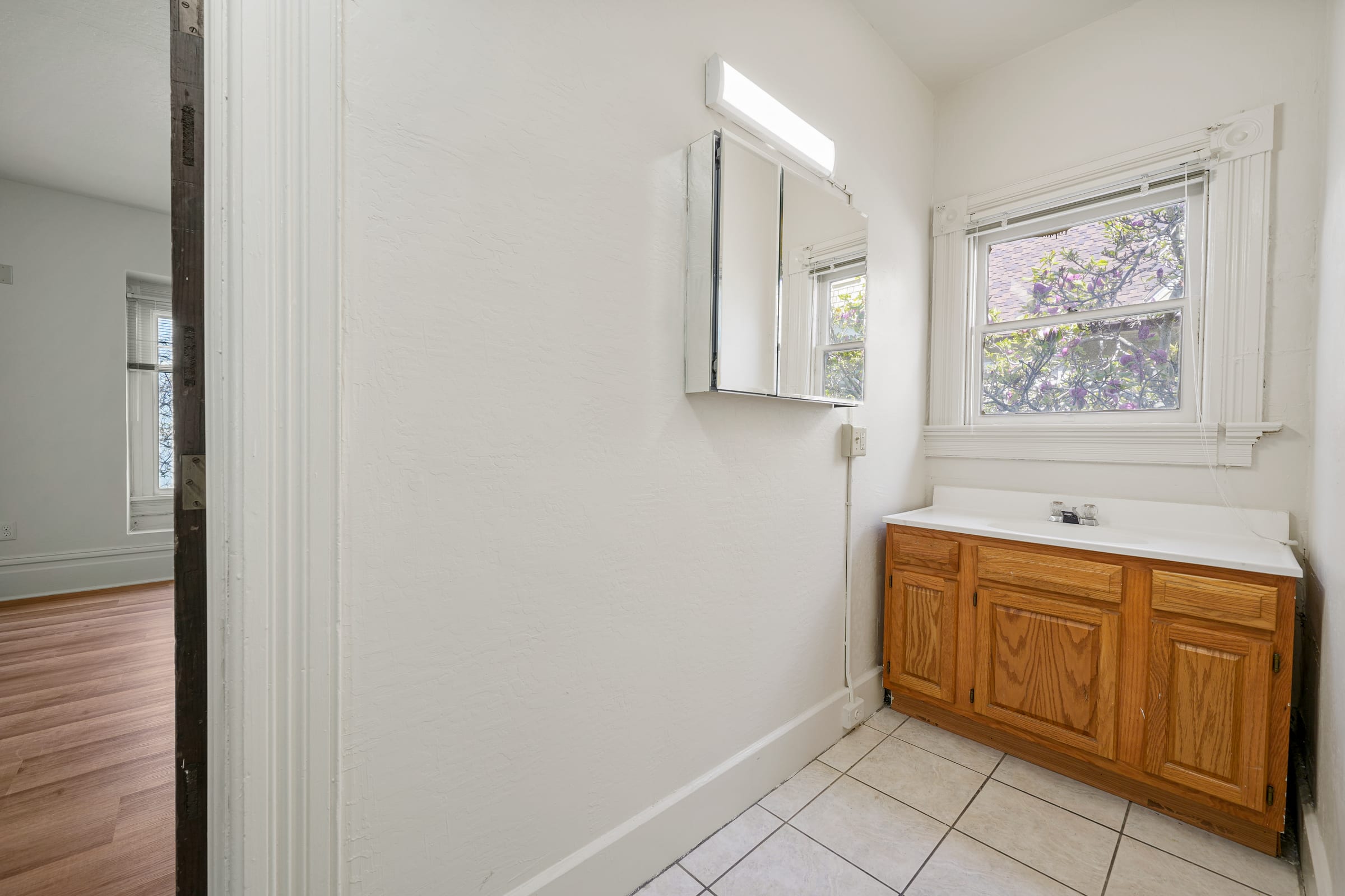 2545 Benvenue Ave #2 — photo 5