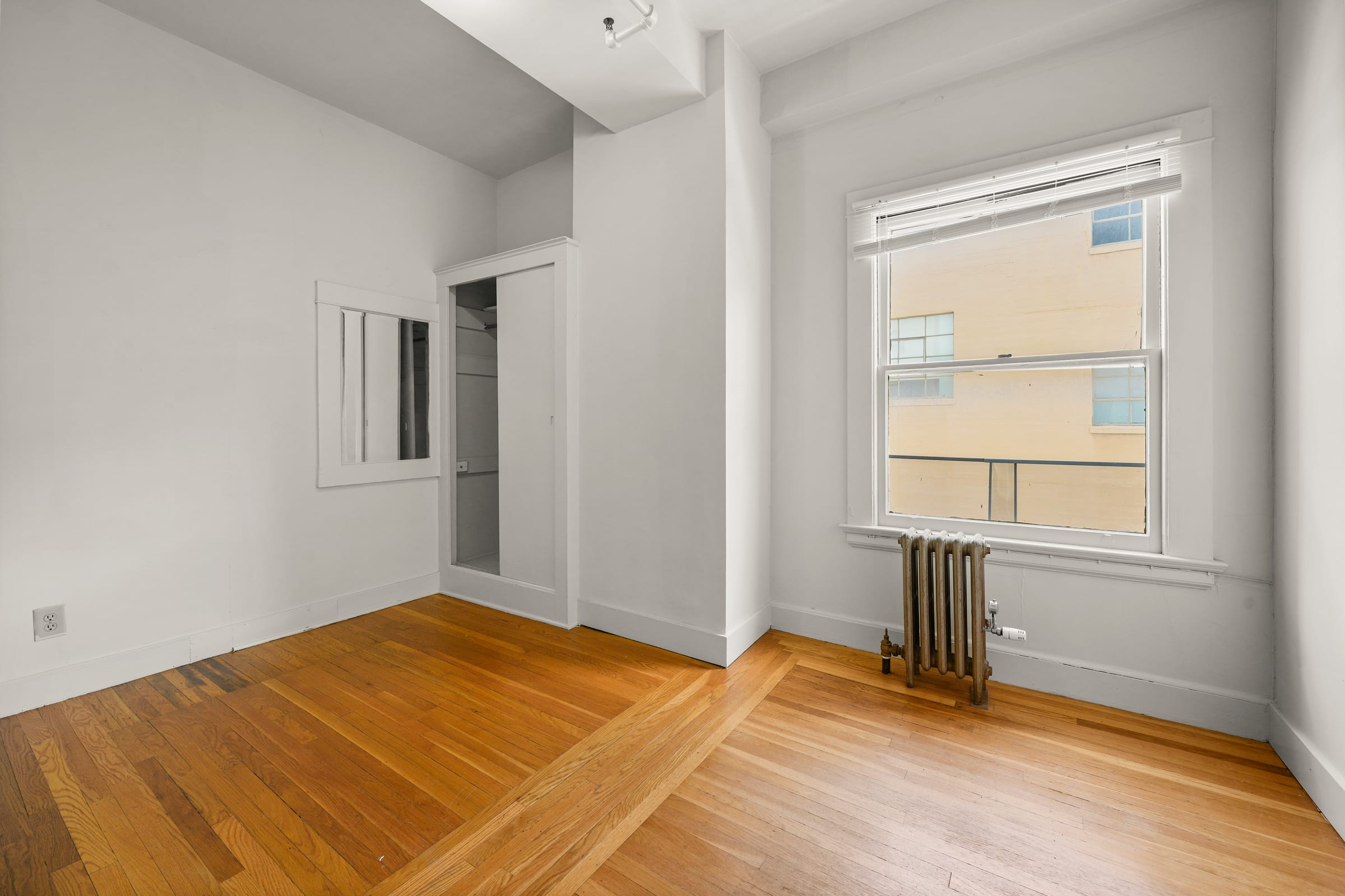2322 Shattuck Ave #215 — photo 12